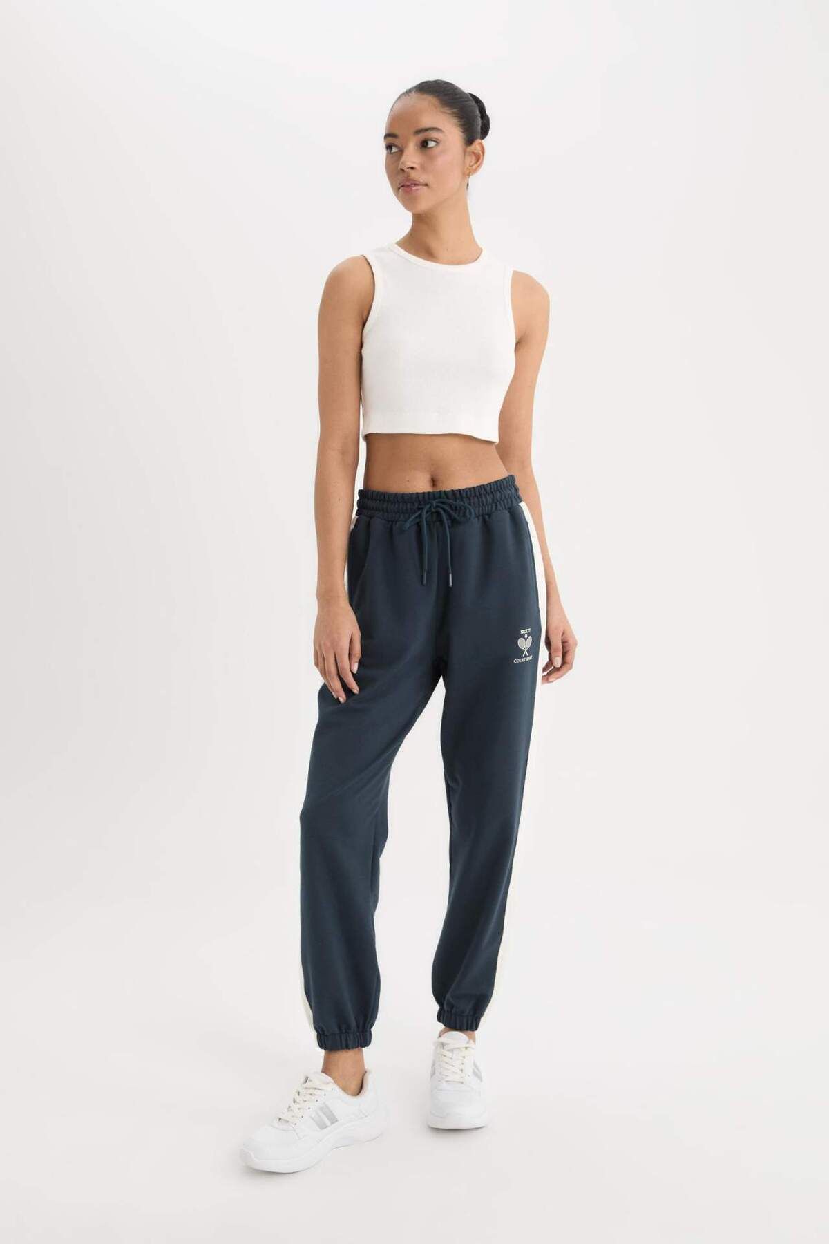 DeFacto-Defactofit - Standard Fit Jogger Sweatpants D7138Ax25Sp 3