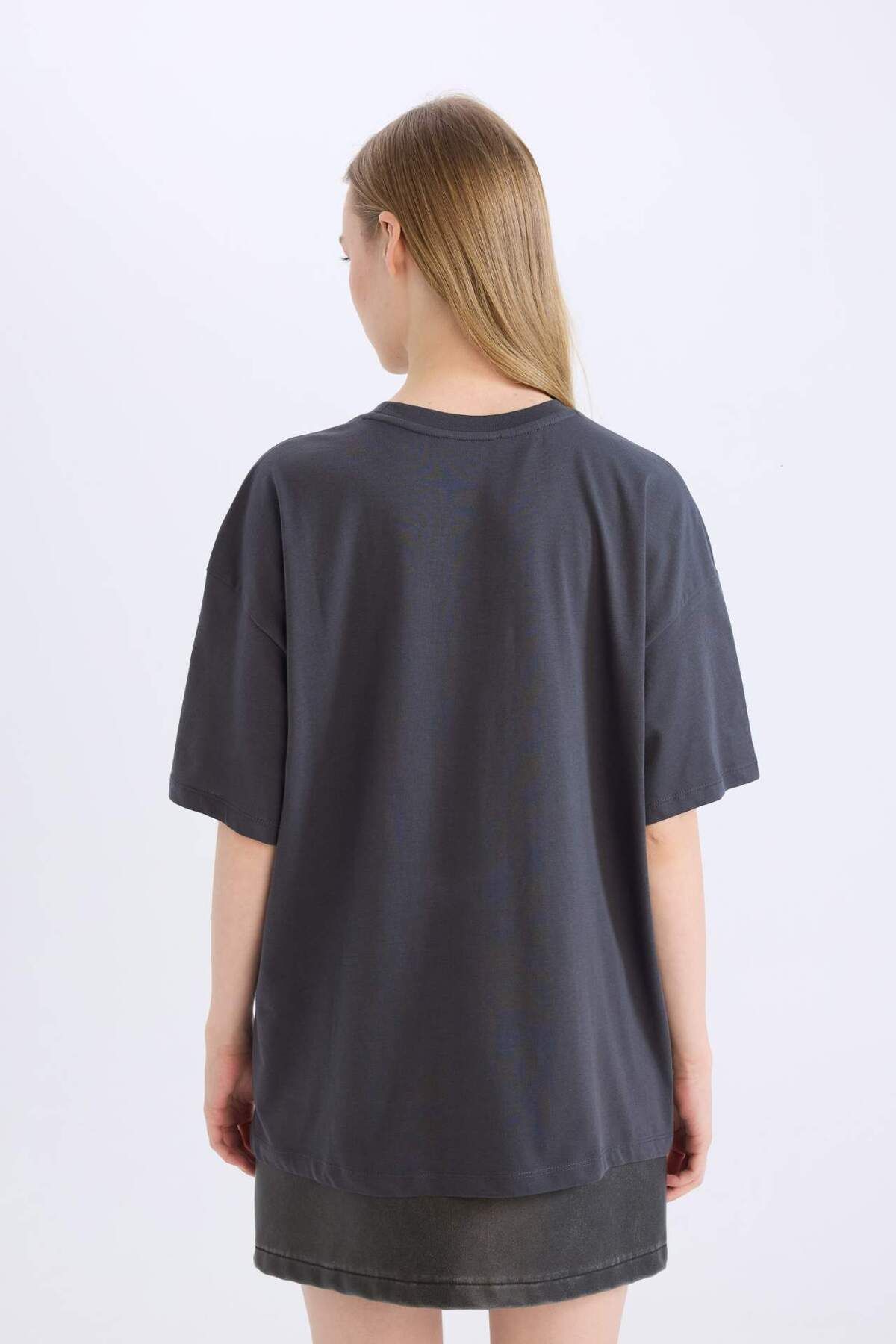 DeFacto-Tricou oversize cu mânecă scurtă cu decolteu lat și imprimeu E1877AX24WN 6
