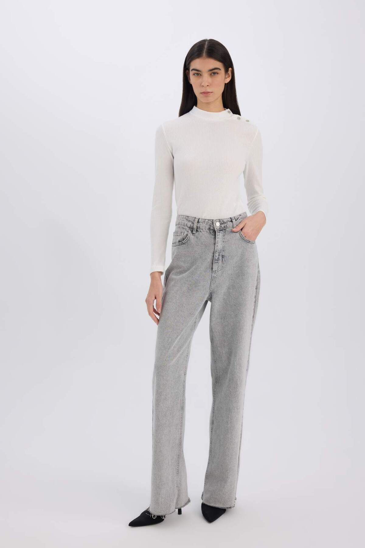 DeFacto-Slim Fit Tight Half Turtleneck Ribbed Camisole Long Sleeve T-Shirt D9499Ax24Wn 2