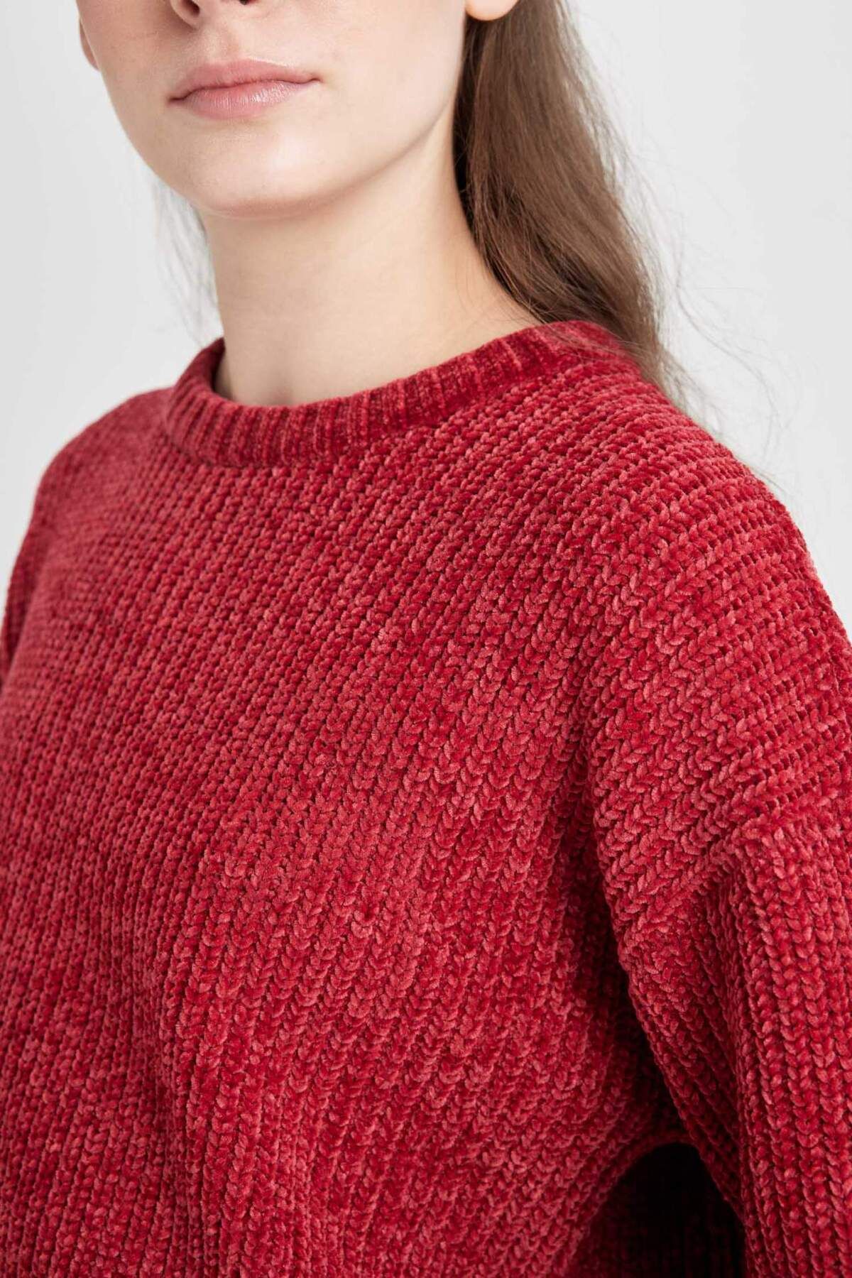 DeFacto-Strickpullover mit normaler Passform und Rundhalsausschnitt C6227AX24CW 5