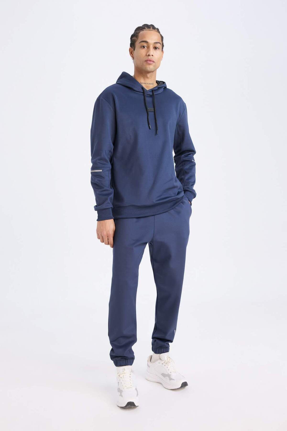 DeFacto-Defactofit - Sports Jogger Sweatpants, Standard Fit, with Straight Pockets and Elastic Waist Legs D3742Ax24Wn 3
