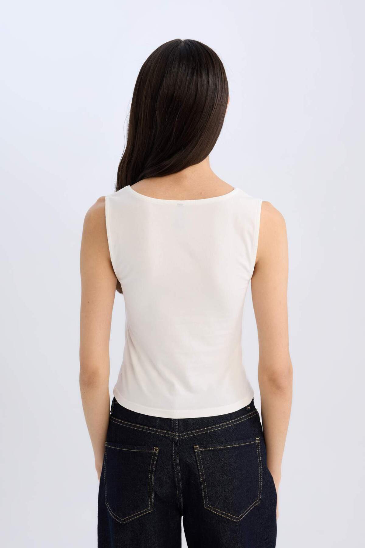 DeFacto-Slim Fit Slim Fit Square Collar Basic Plain White Undershirt E4622Ax24Au 6
