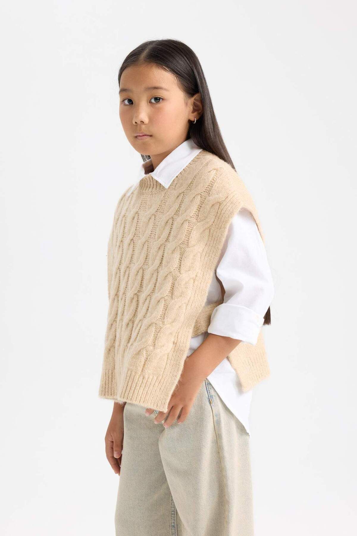 DeFacto-Girl's Crew Neck Hair Braid Patterned Knitwear Sweater C9659A824Wn 4