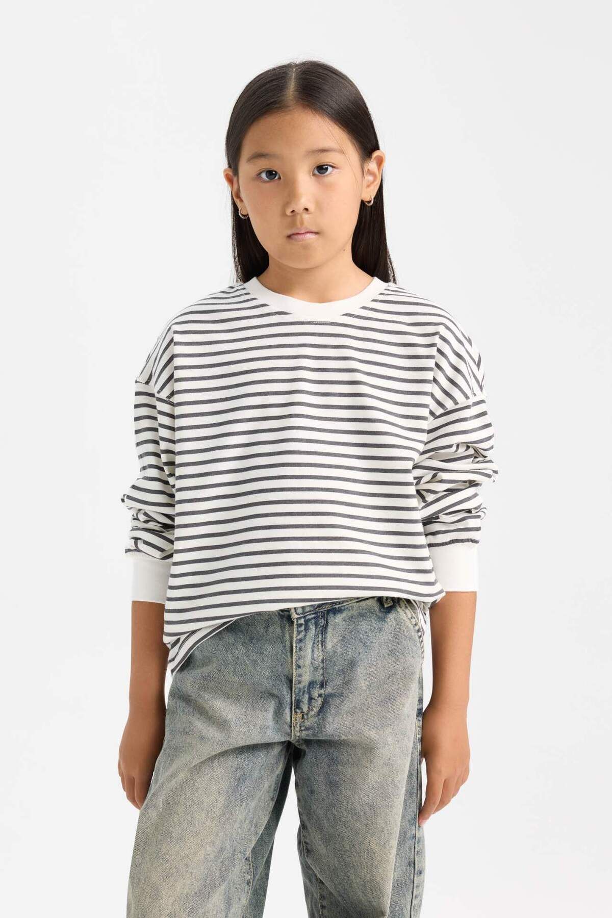 DeFacto-Girl's Relax Fit Crew Neck Striped Sweatshirt D6503A8Ns 3