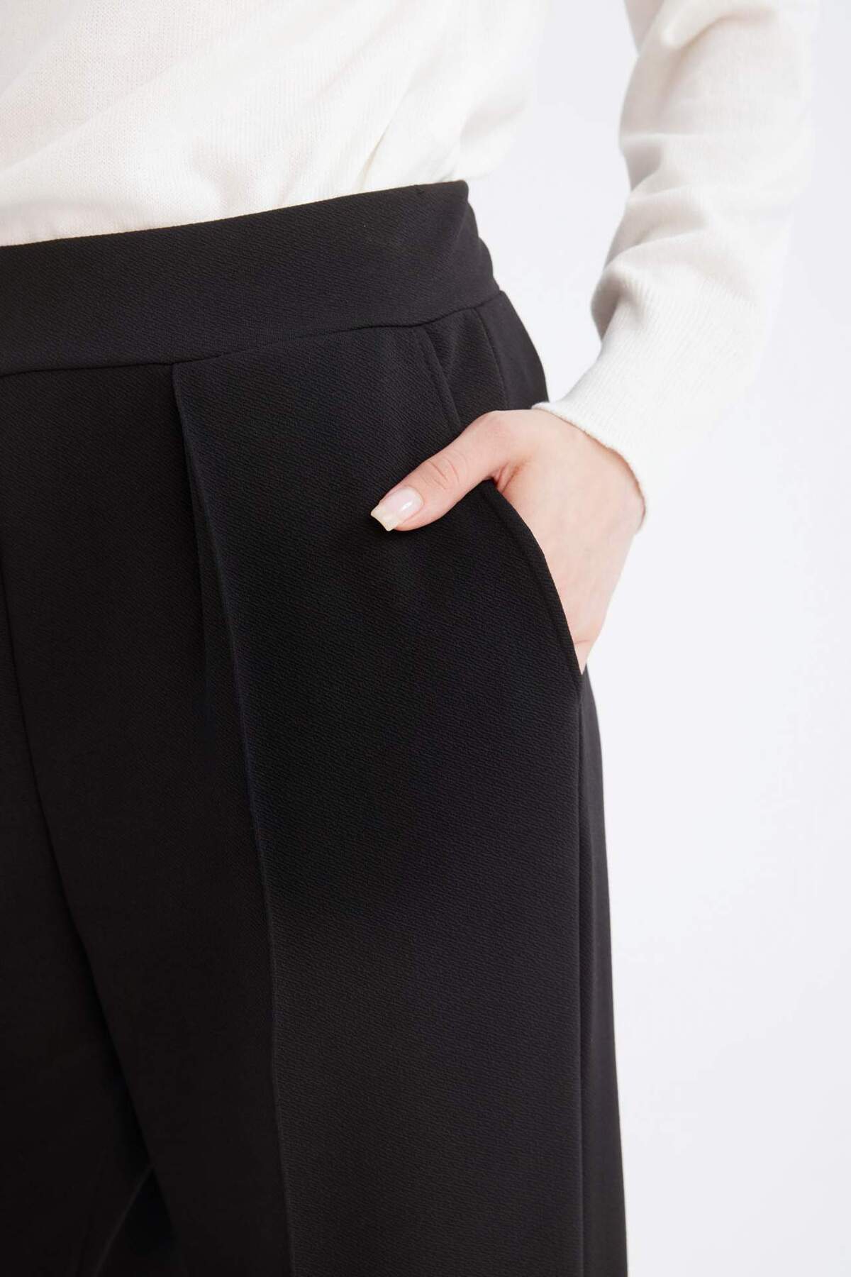 DeFacto-Relax Fit Elastic Waist Basic Plain Crepe Trousers D6884Ax24Wn 6