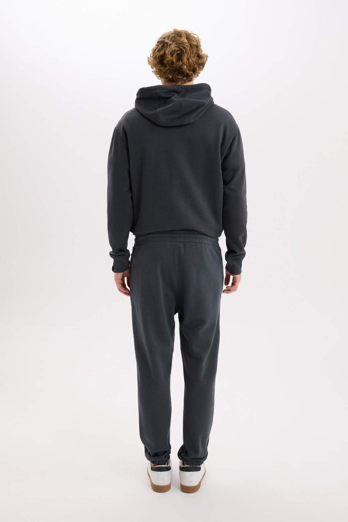 DeFacto-Regular Fit Jogger Sweatpants with Zipper Pockets and Elastic Legs Y5511Az24Au 6