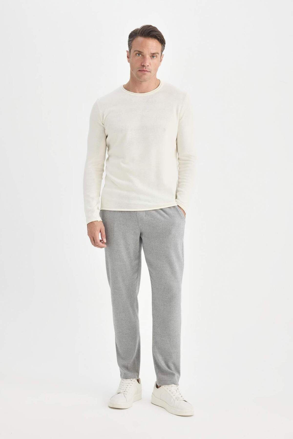 DeFacto-Jogger Pants Straight Leg with Lace-Up Waist Pocket D8641Ax24Au 2
