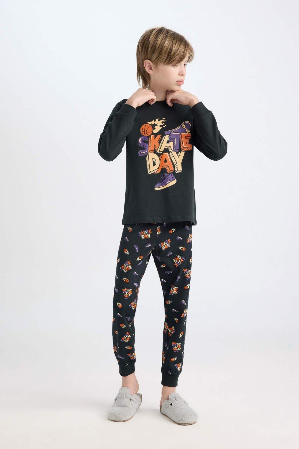 DeFacto-Boy's Pajama Set Printed Long Sleeve Top Elastic Waist Patterned Long Bottom D5214A824Wn 1