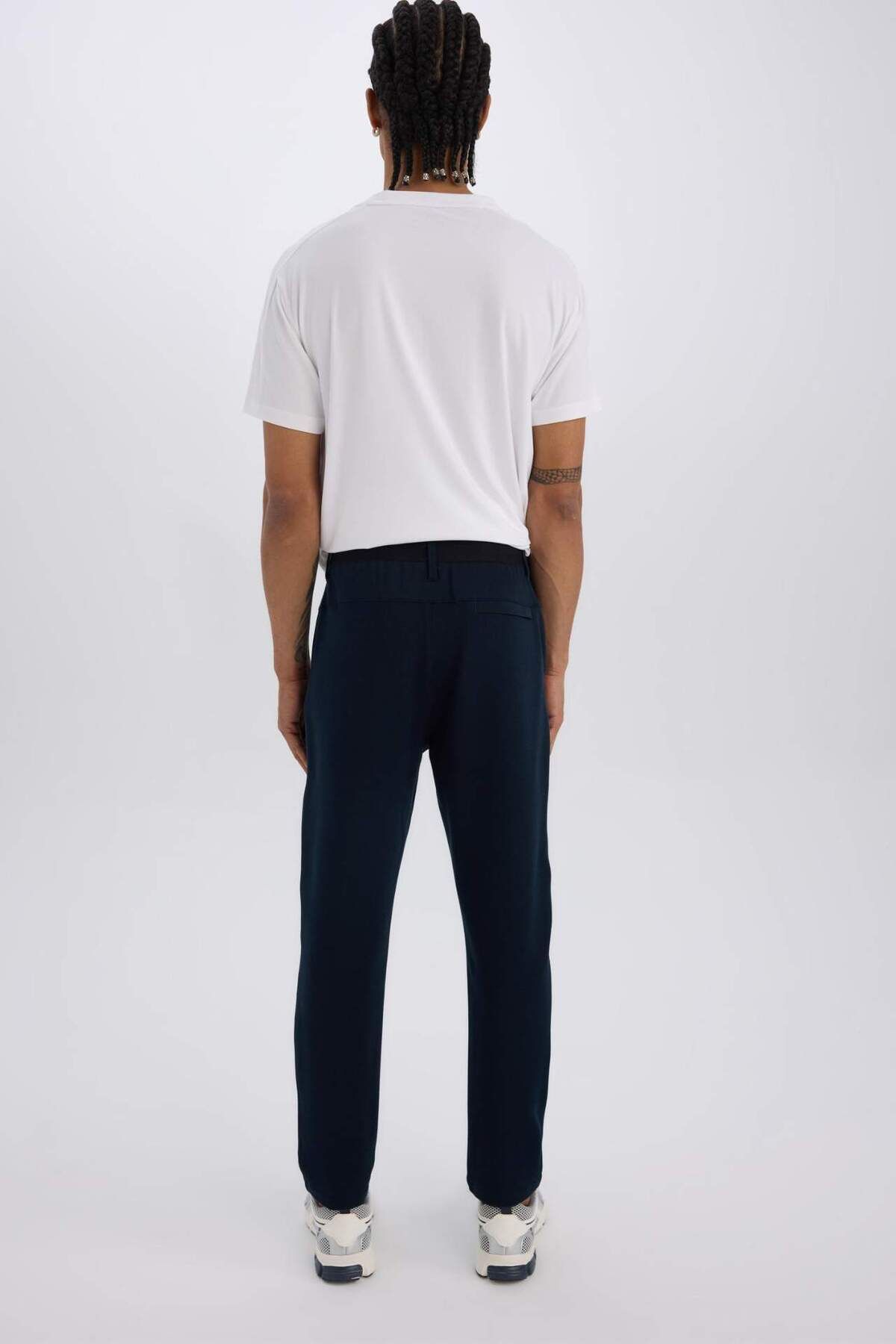 DeFacto-Defactofit Sports Jogger Sweatpants Slim Fit Tight Fit Standard Leg with Pockets Elastic Waist D1956Ax24 4