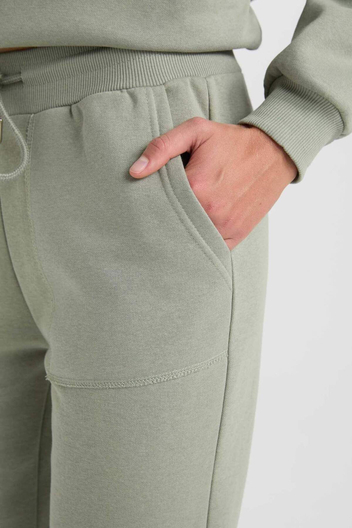 DeFacto-Regular Fit V2699az24wn – Jogginghose mit gerader Taille und elastischer Spitze 5