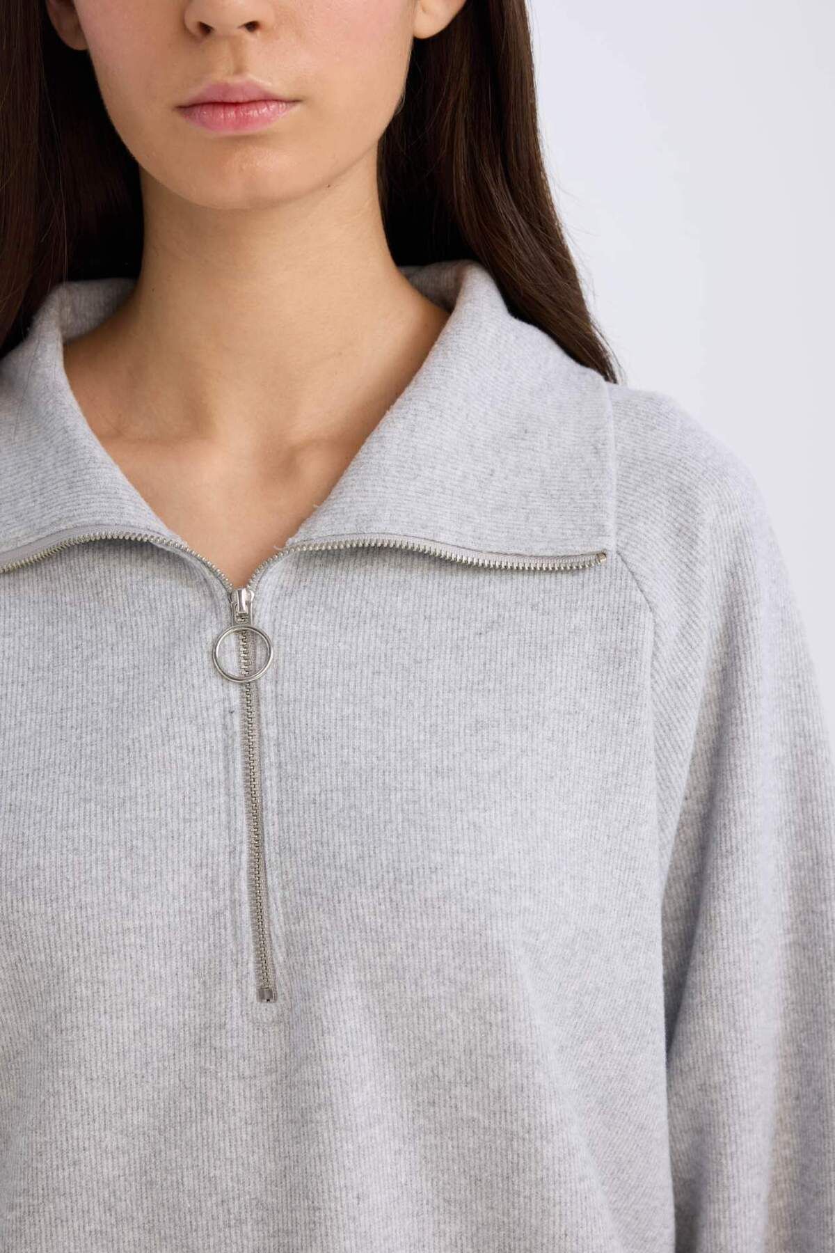 DeFacto-Regular Fit Half Zipper Stand Collar Basic Plain Sweatshirt D9009Ax24Wn 5