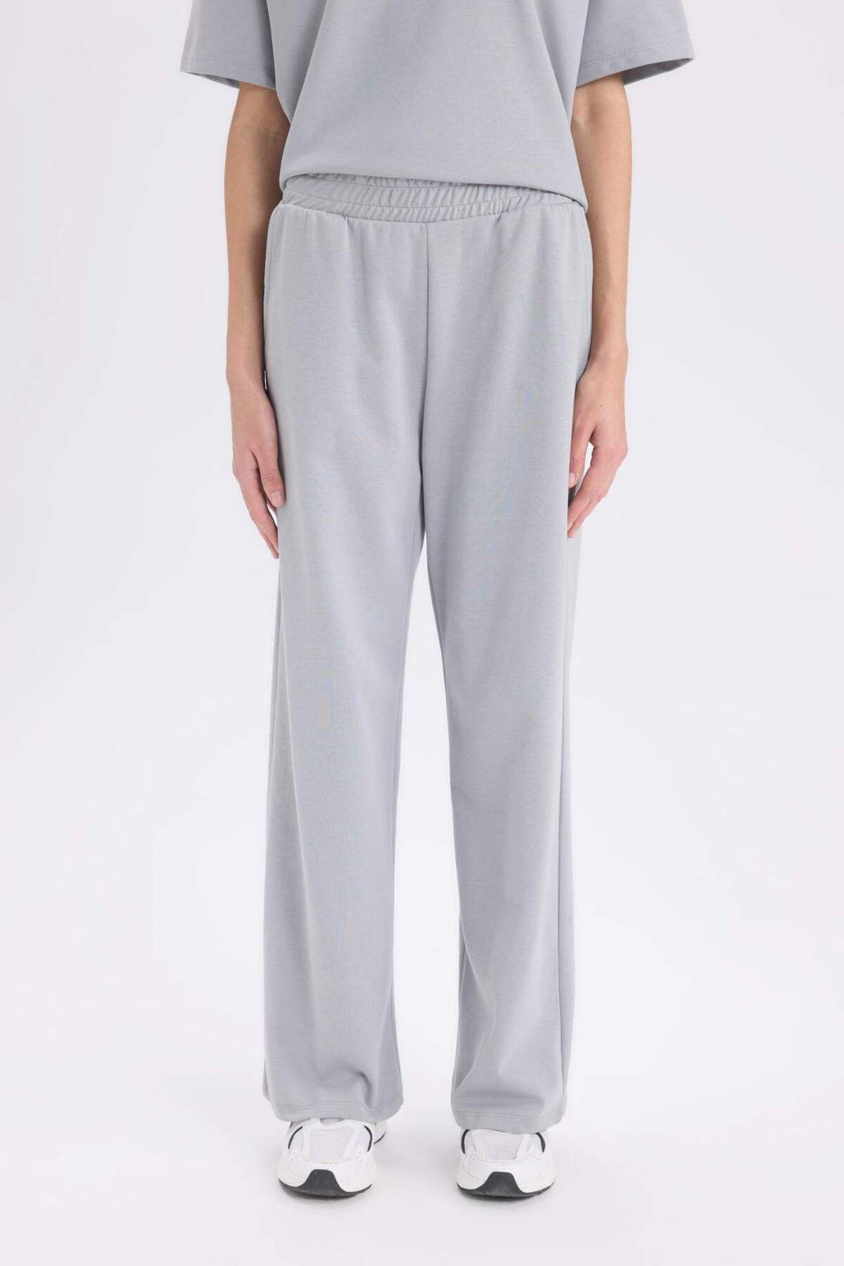 DeFacto-Jogginghose mit weitem Bein und weitem Bein, elastische Taille, Taschen, Basic, einfarbig 3158902 4