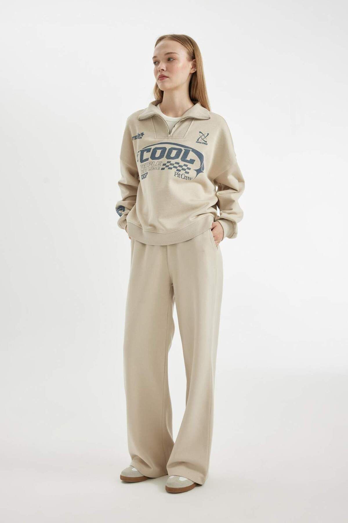 DeFacto-Coool Wide Leg Jogginghose mit weitem Bein, elastische Taille, Schnürung, Taschen, Basic Solid B3345AX24WN 3