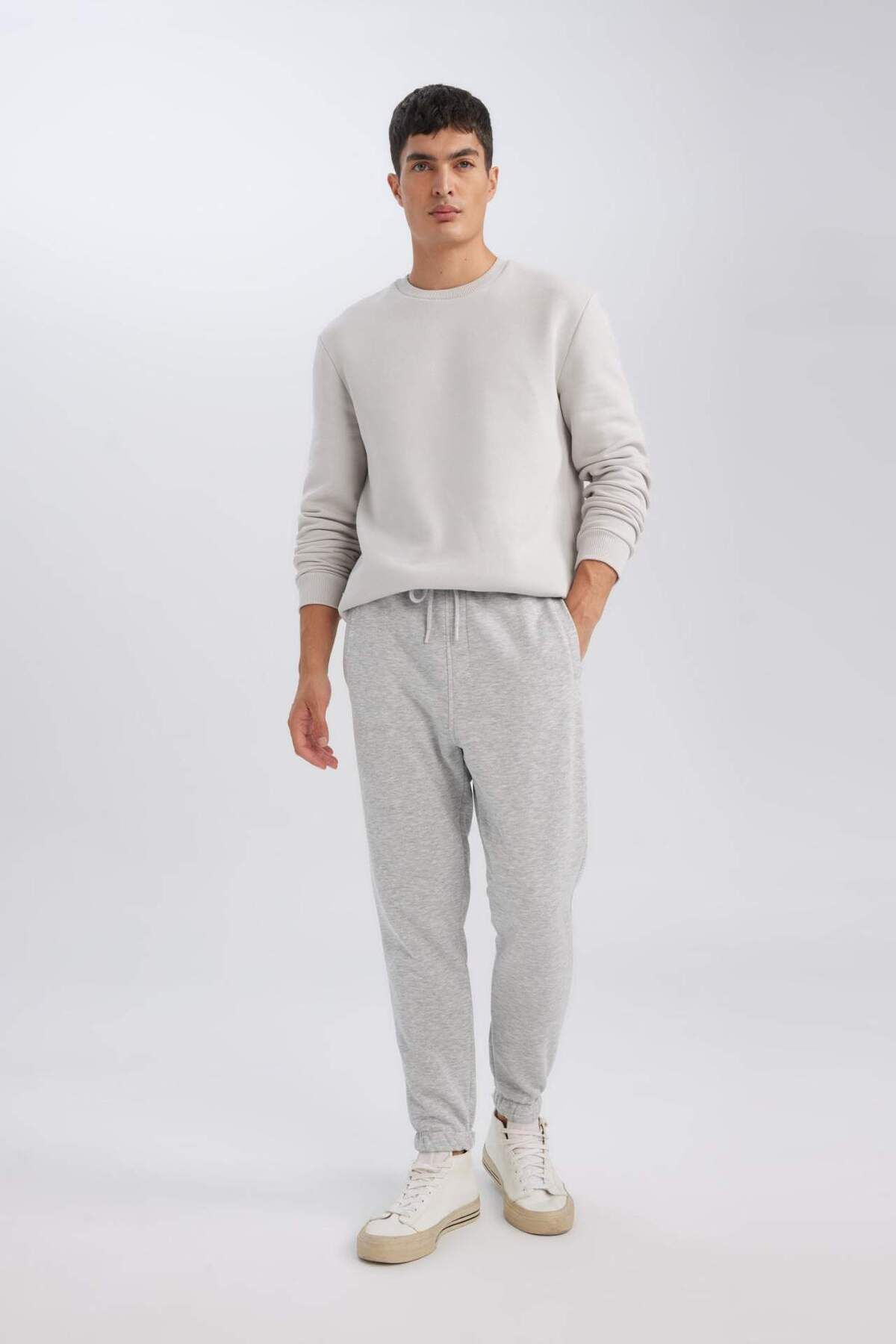 DeFacto-Jogger-Jogginghose – Standard-Passform, Schnür-Taille, elastisches Bein, mit Taschen A6468ax24au 3