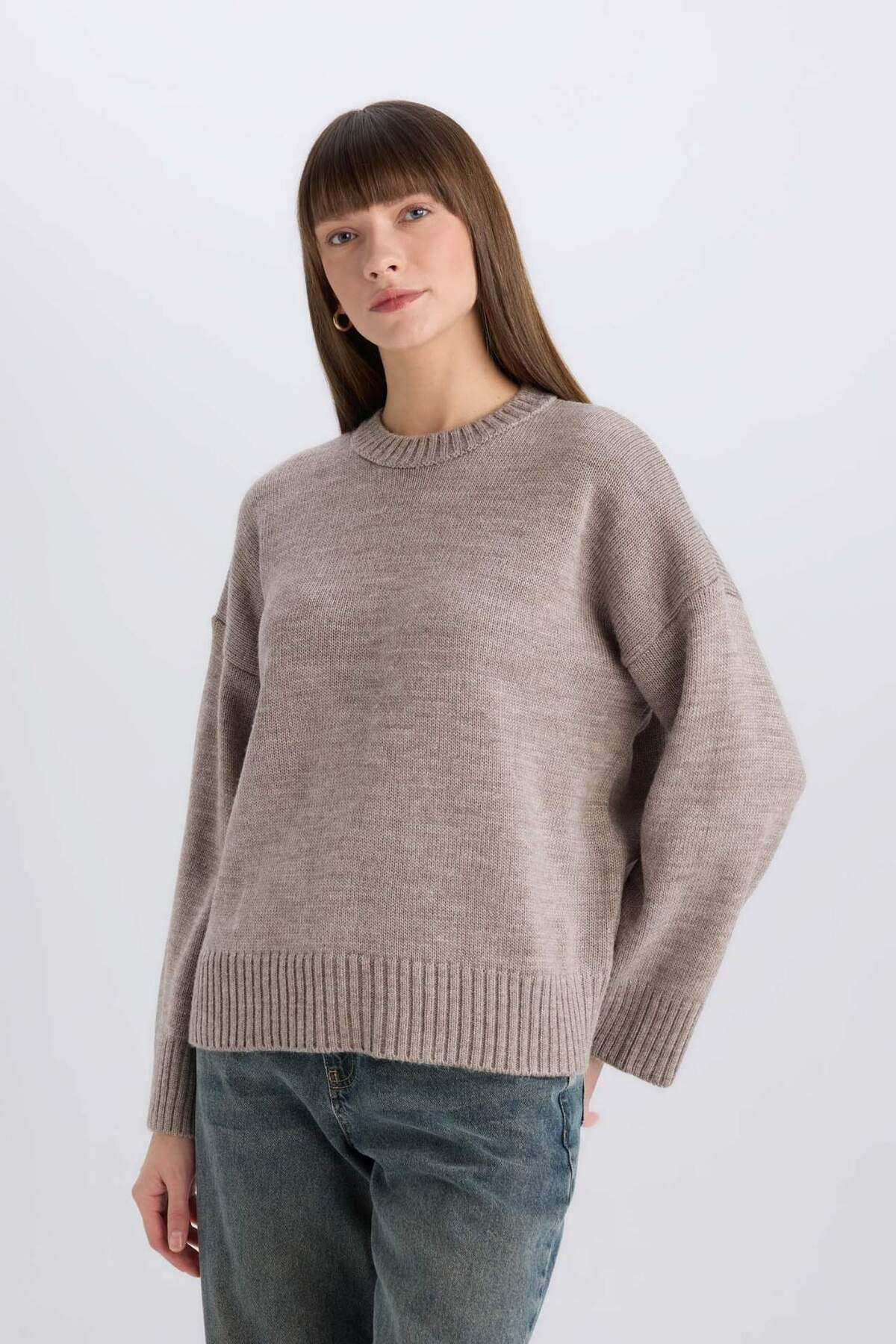 DeFacto-Übergroßer, lockerer Basic-Pullover aus einfarbigem Strick mit Rundhalsausschnitt D0036AX24WN 3