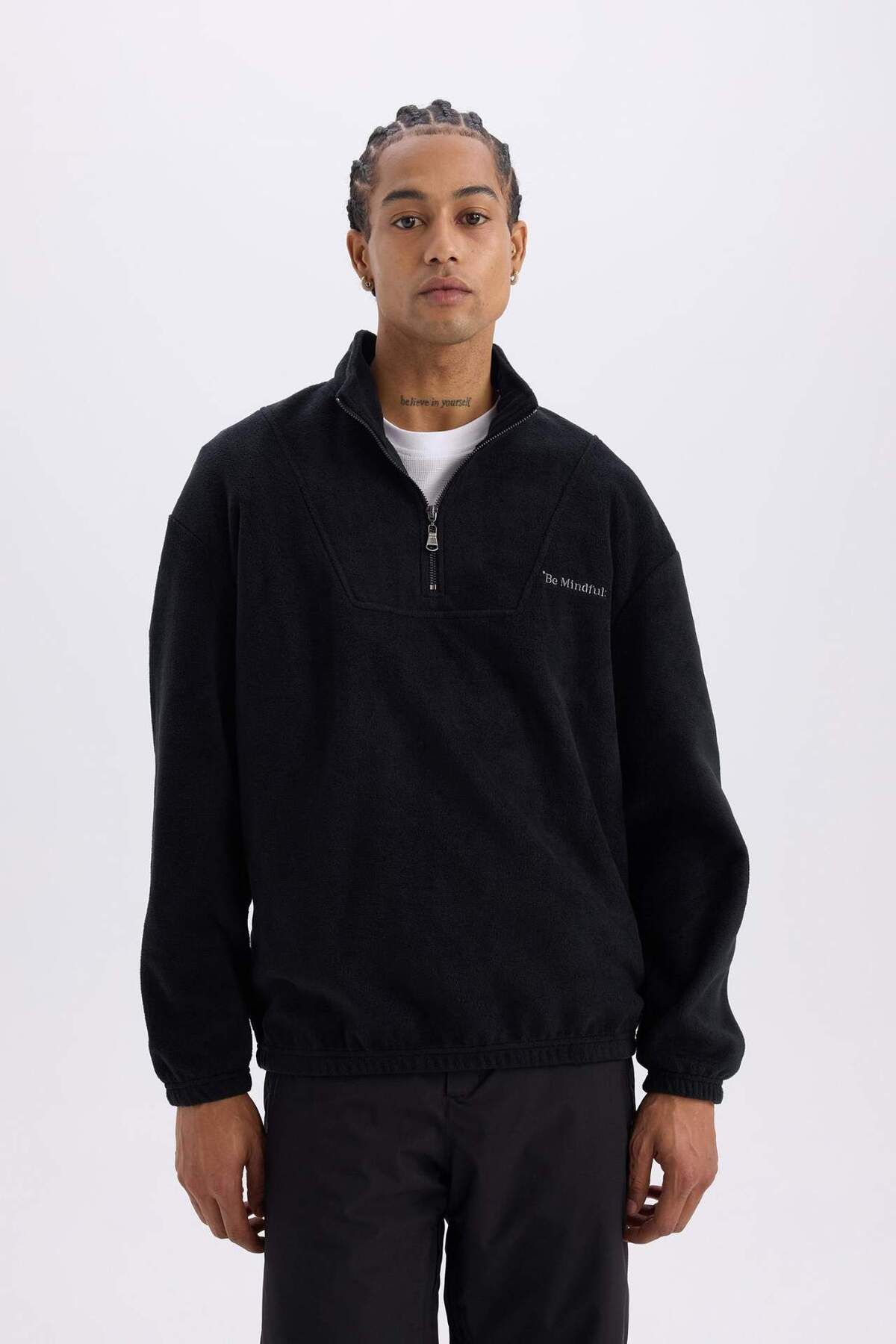 DeFacto-Comfort Regular Fit Comfortable Fit Zippered Stand Collar Printed Fleece Sweatshirt 3113195 5