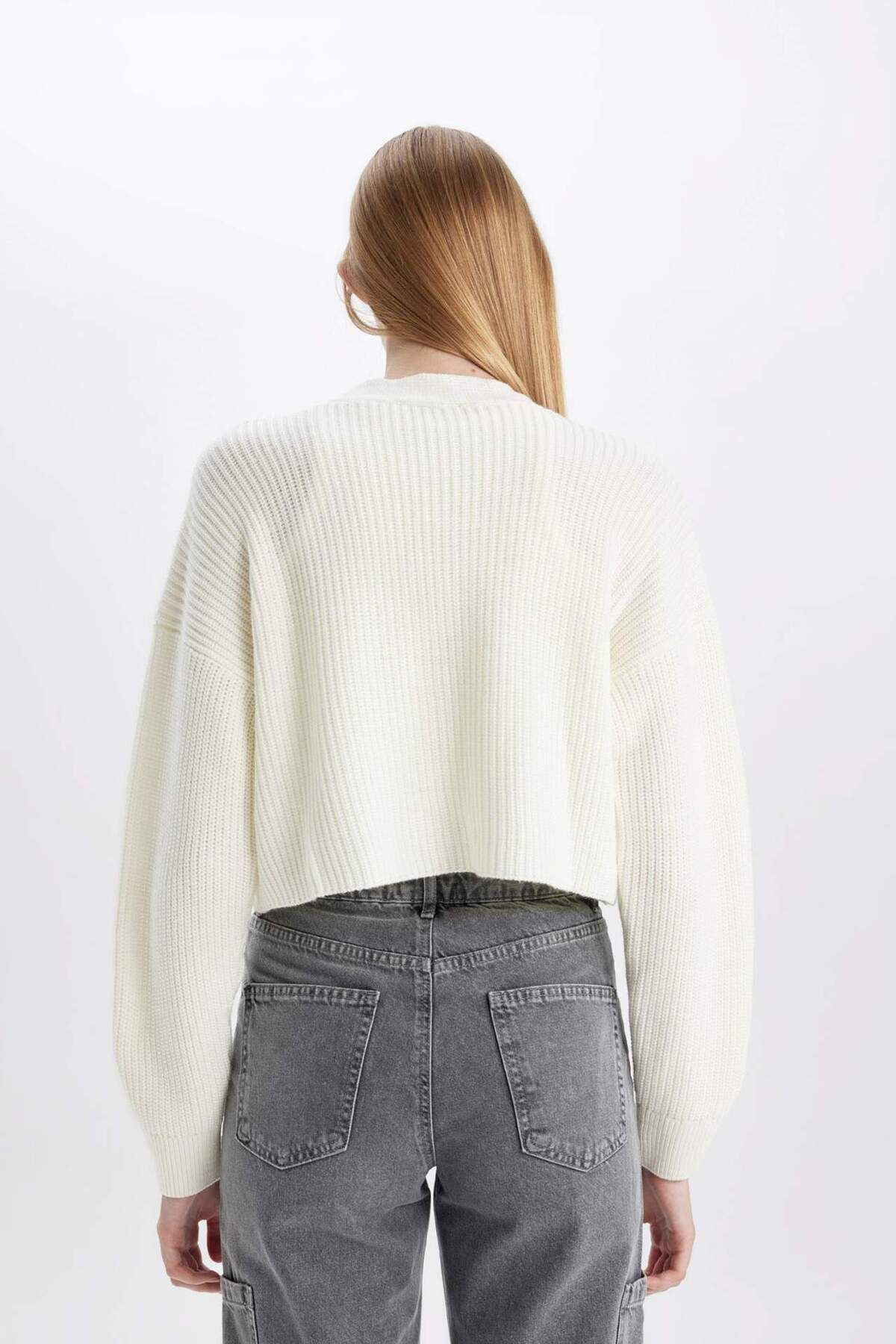 DeFacto-Regular Fit V-Neck Basic Plain Buttoned Knitwear Cardigan U2052Az24Au 6