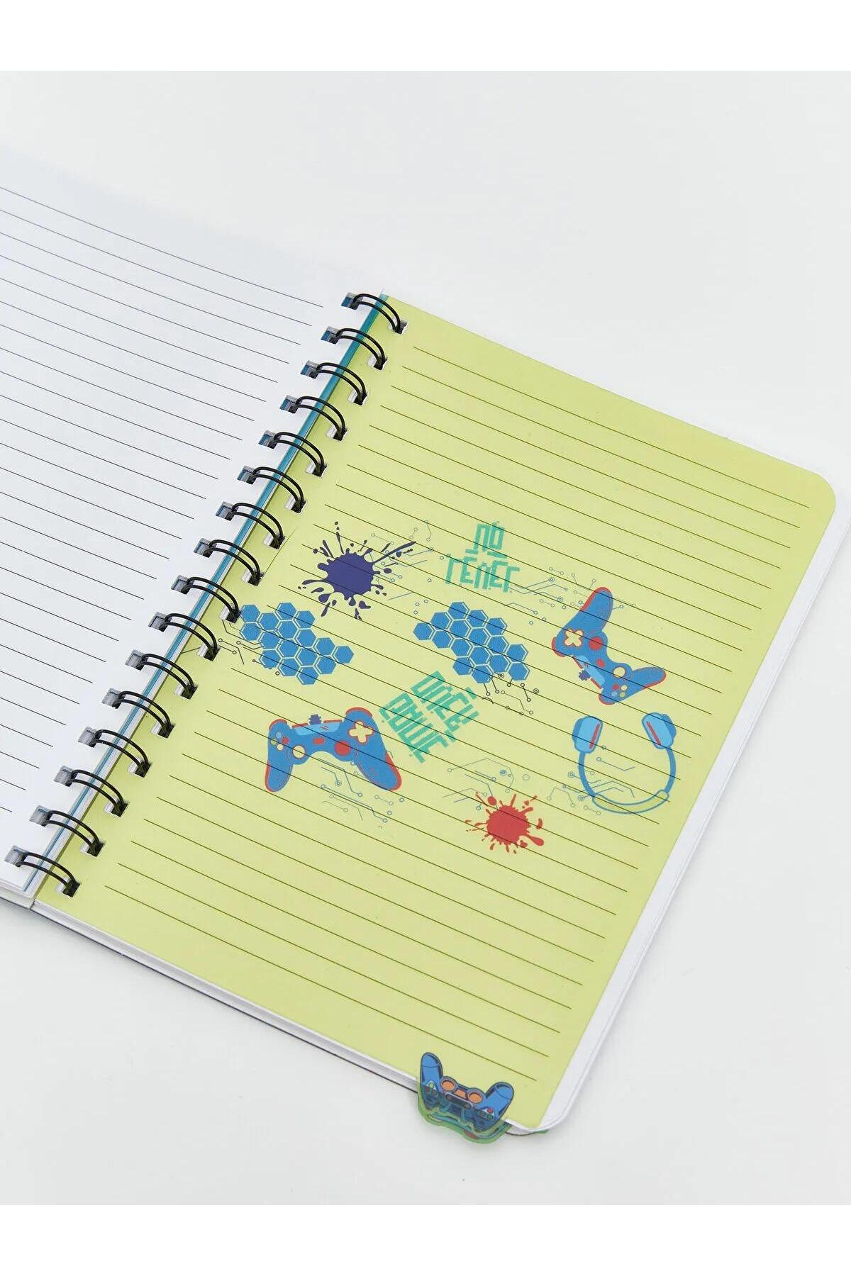 دفترچه پسرانه طرح نوارهای چاپی Lcw اکسسوریز (W5)