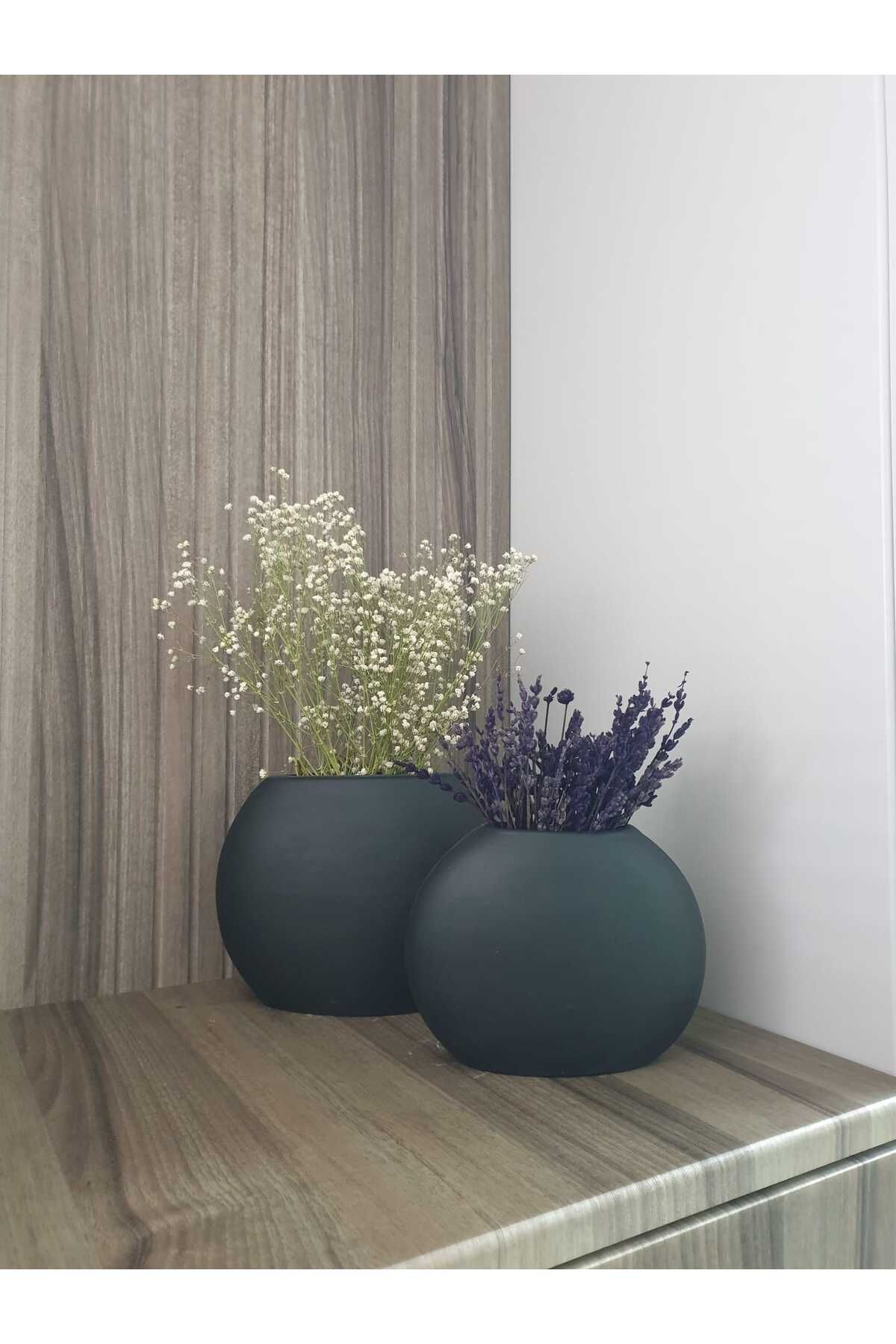 Lapida Home Decor-Set of 2 Black Minimal Vases – Round Form, Decorative Design 4