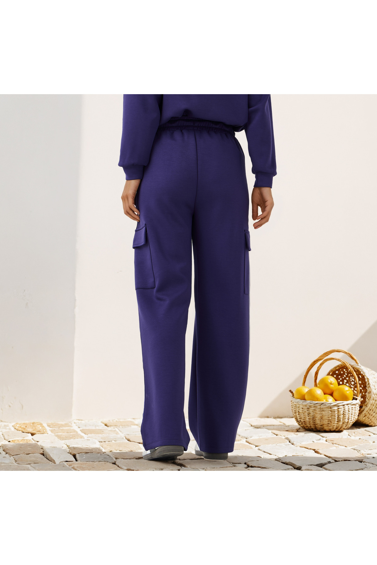 SP Characters-Yale University Print Cargo Joggers with Drawstring Closure 3