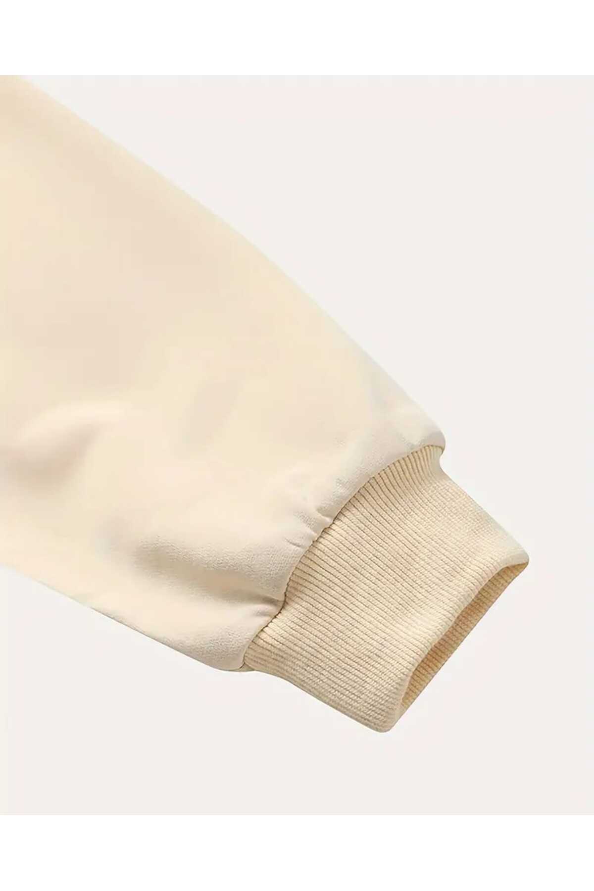 caddekombin  Çiçekli Cep Göğüs Baskılı Bisisklet Yaka Bej Sweatshirt - Görsel 3