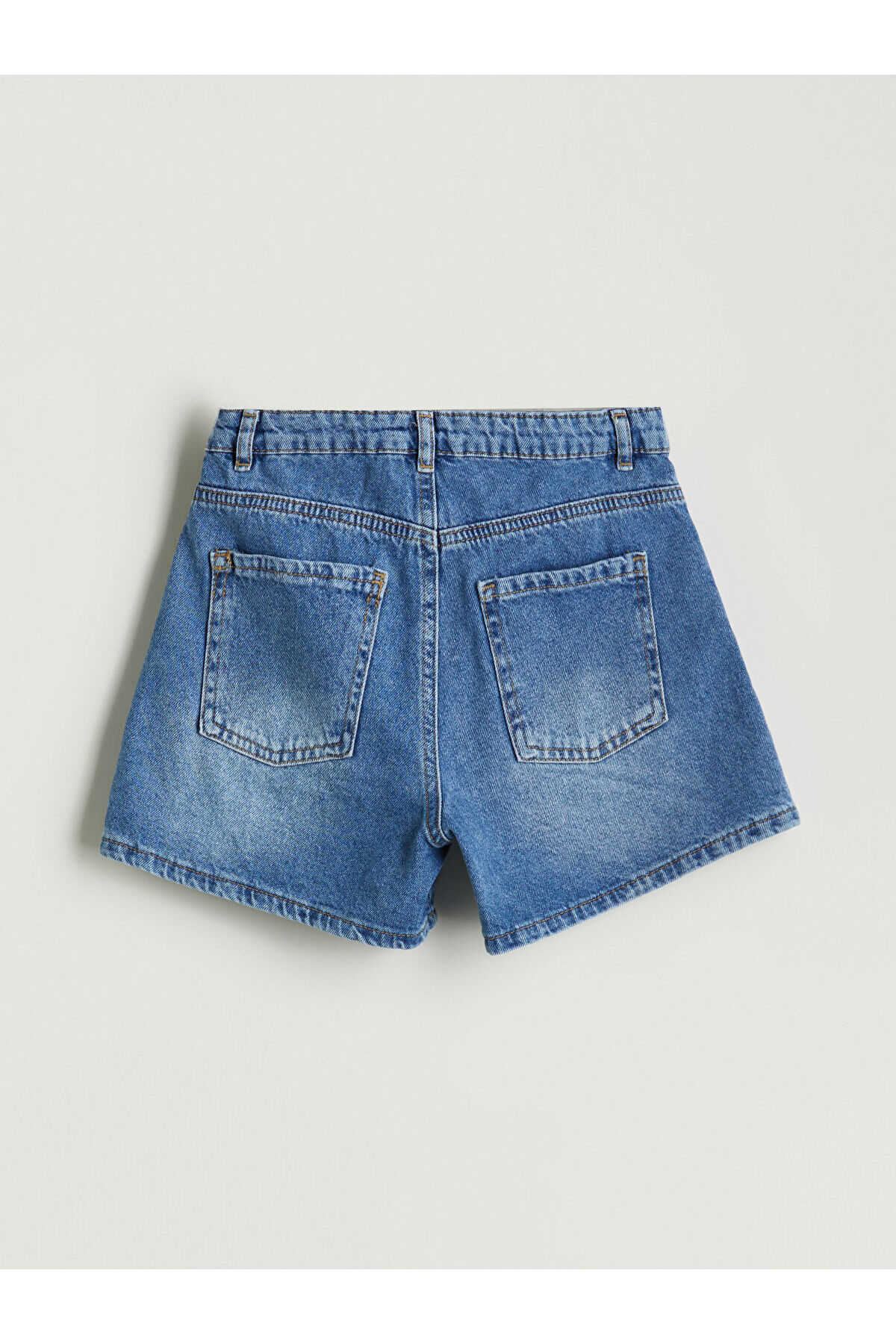 LC Waikiki RMZ GİYİM FARKIYLA Çiçekli Kız Çocuk Jean Şort - Fiyatı
