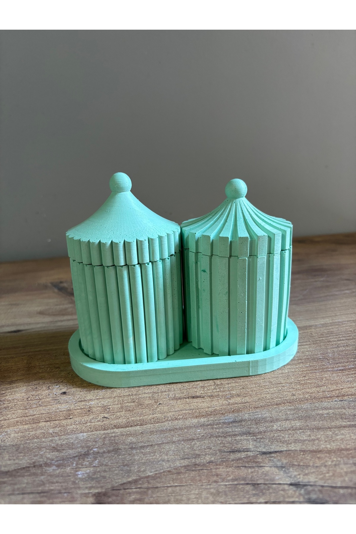 HALFART-Set of 2 Concrete Organizer with Lid – Mint Green, Geometric Design, Modern Set with Table 1