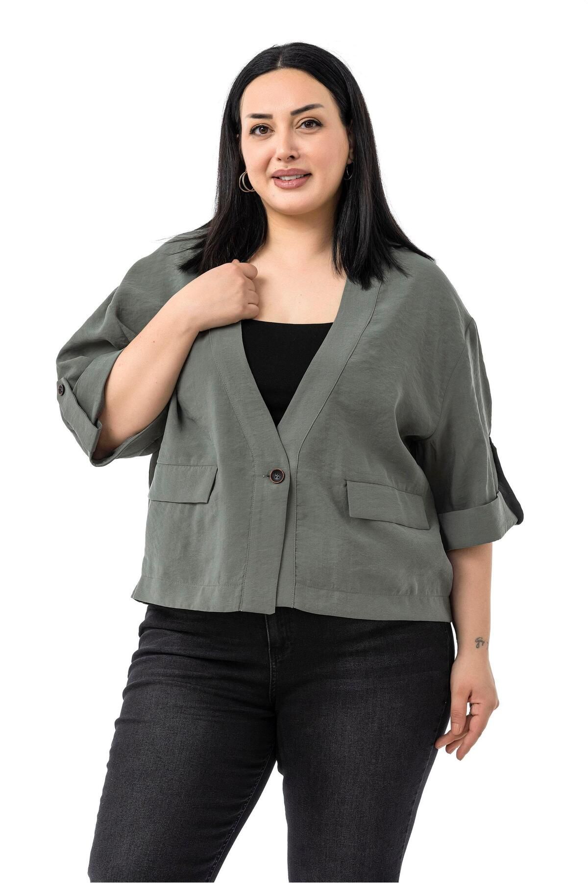 DISENTIS MODEST-Plus Size One Button Short Khaki Jacket with Low Half Sleeves Epaulets Pockets 2