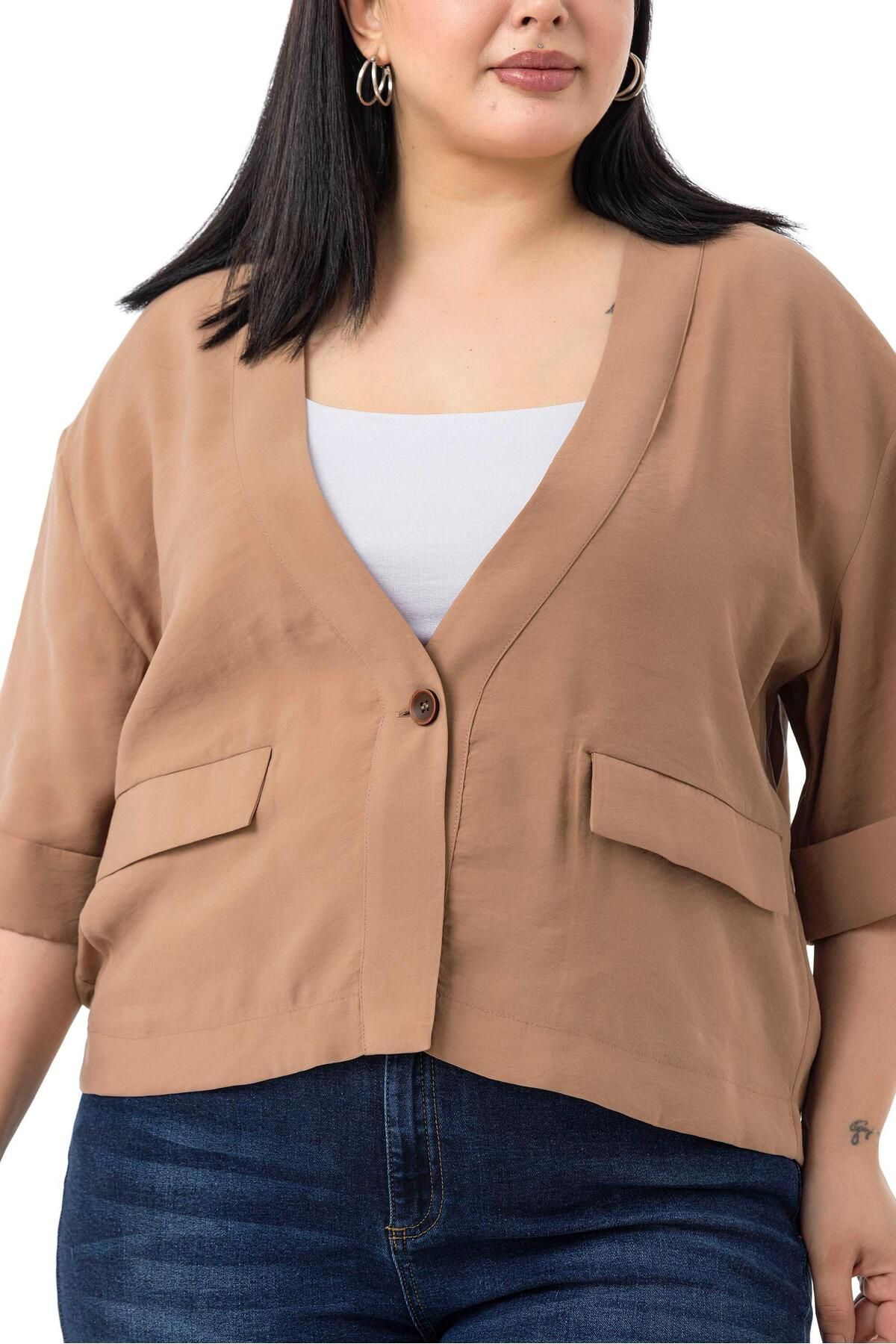 DISENTIS MODEST-Plus Size One Button Short Cinnamon Jacket with Low Half Sleeves Epaulets Pockets 4