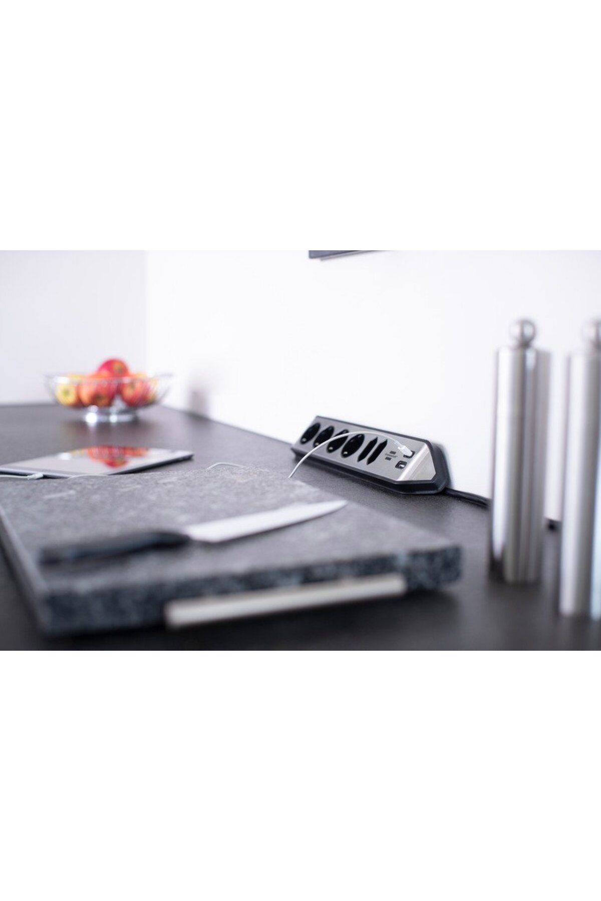 Brennenstuhl-Prelungitor pentru perete colt Estilo 6 prize, 2 USB, 3.1 A, 2m Inox, Adeziv inclu 4