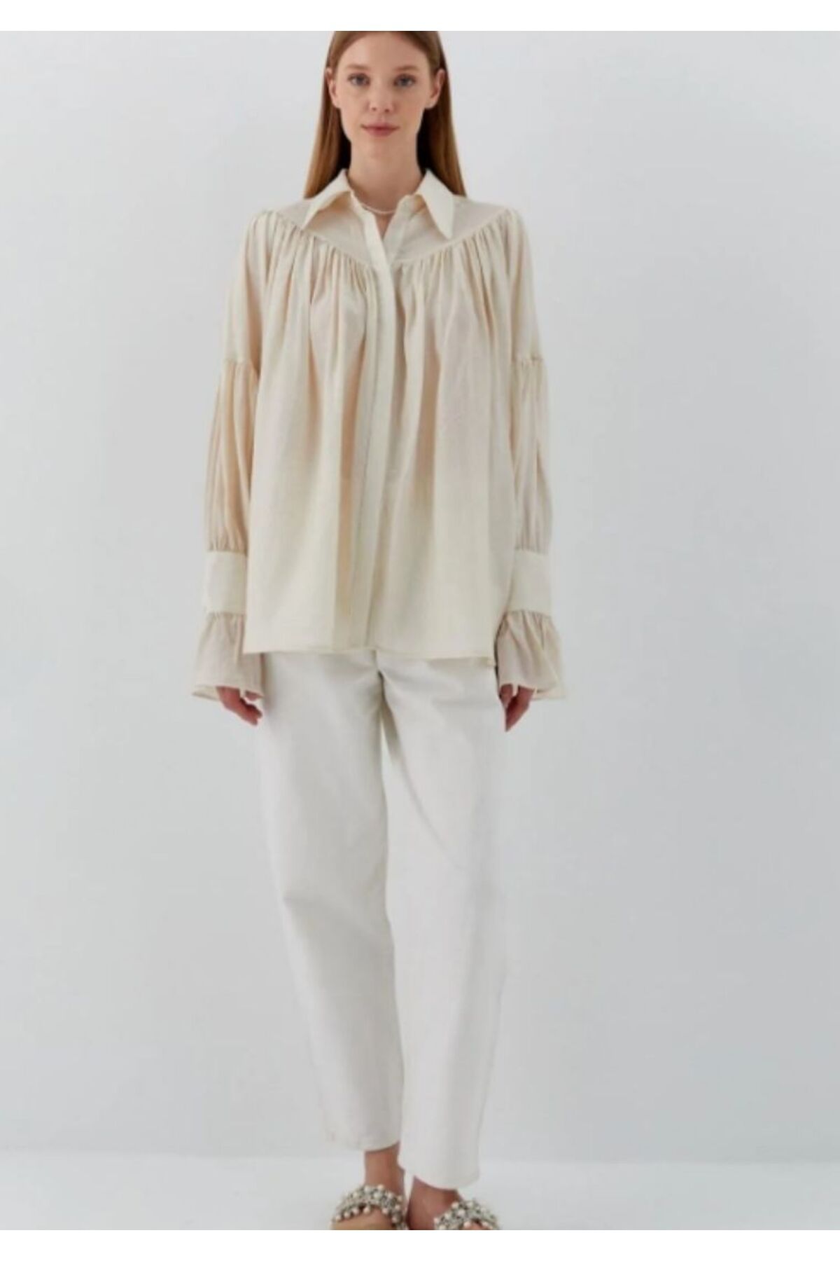 shrup-Blouse with Drawstring Detail on Chest and Cuffs 3