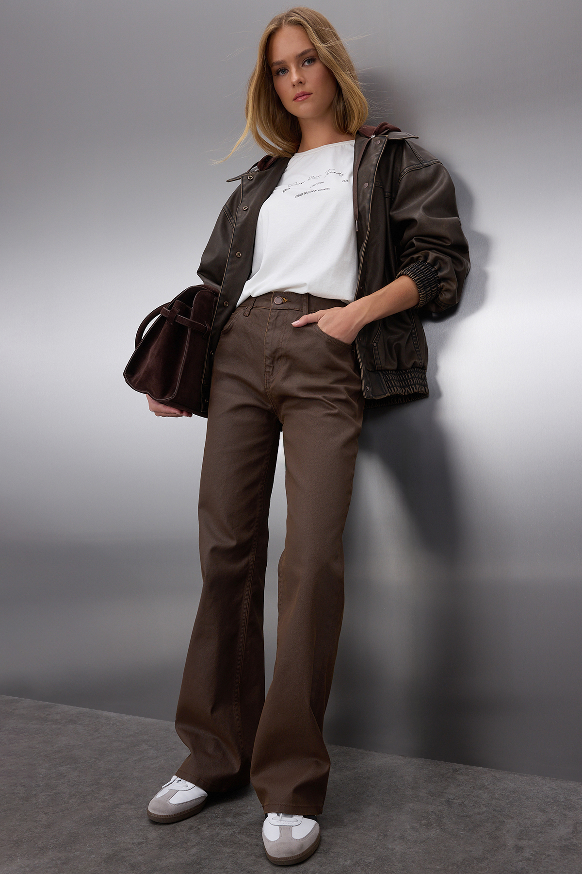 Trendyolmilla  Kahverengi Kaplamalı Yüksek Bel Wide Leg Jeans TWOAW25JE00233 - Görsel 2