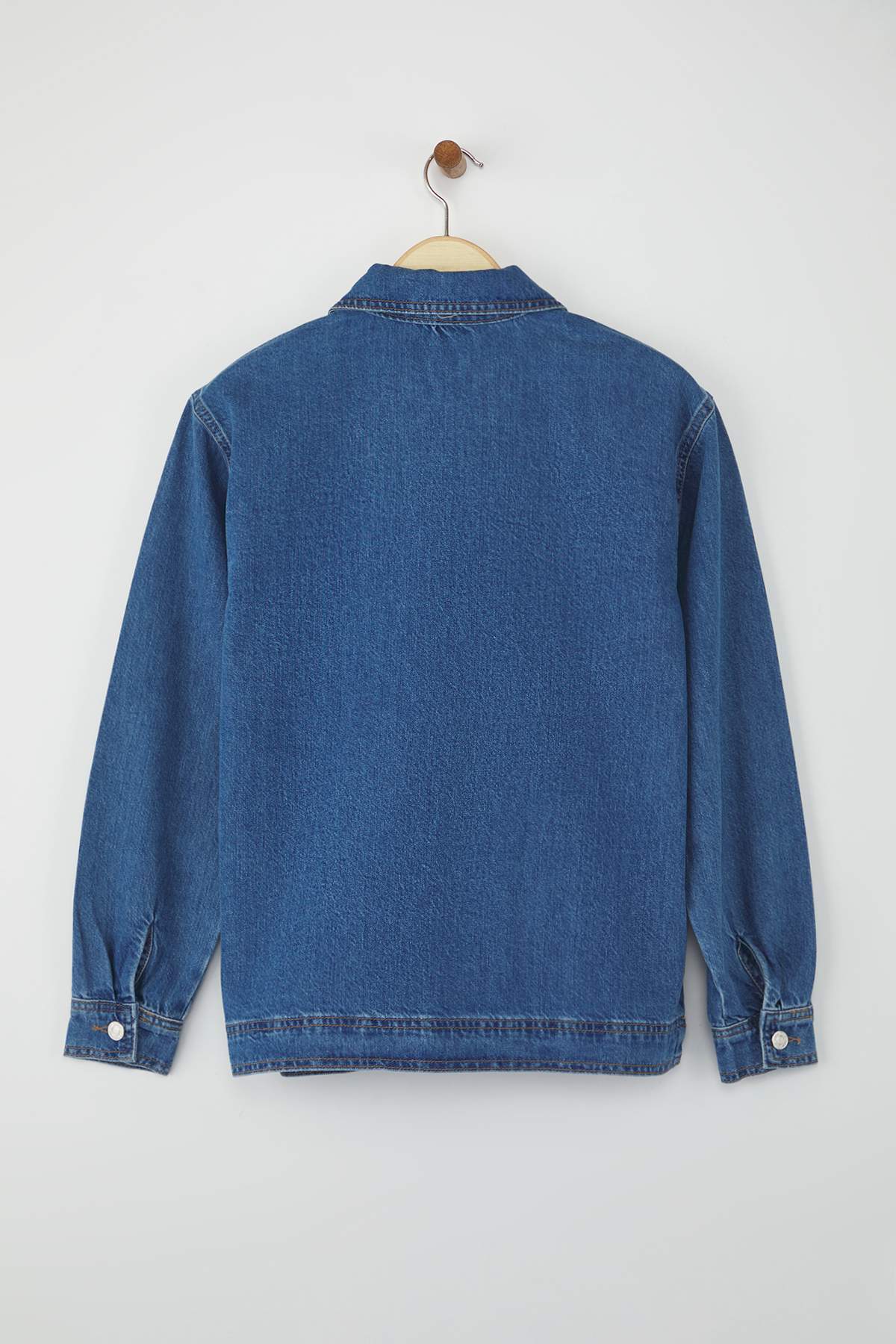 Trendyolmilla  Mavi Fermuar Detaylı Denim Gömlek TWOAW26GO00002 - Görsel 6