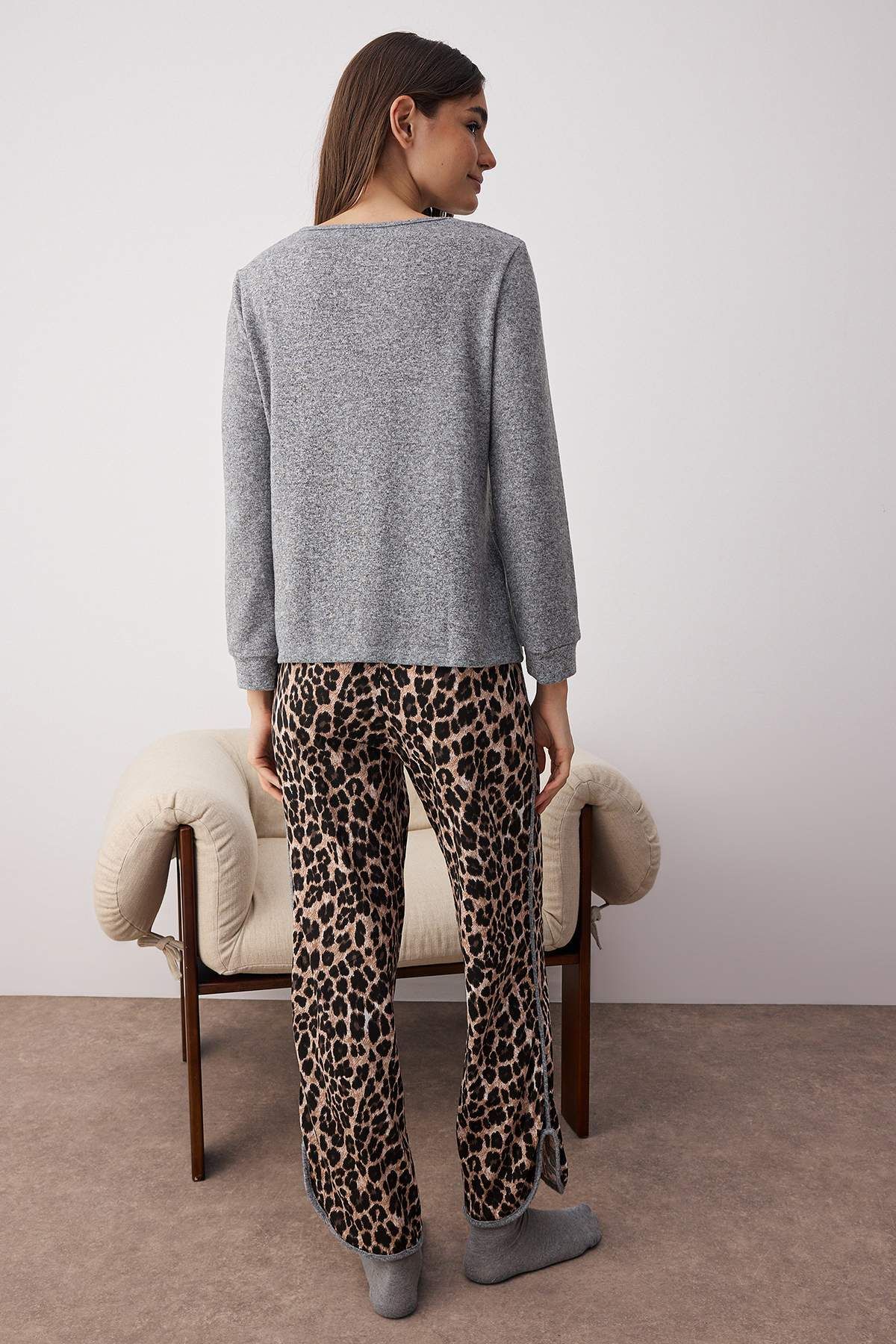 Trendyol Collection-Gray-Multicolor Leopard Print Piping Top Soft, Bottom 100% Cotton Knitted Pajama Set Thmaw26Pt00035 4