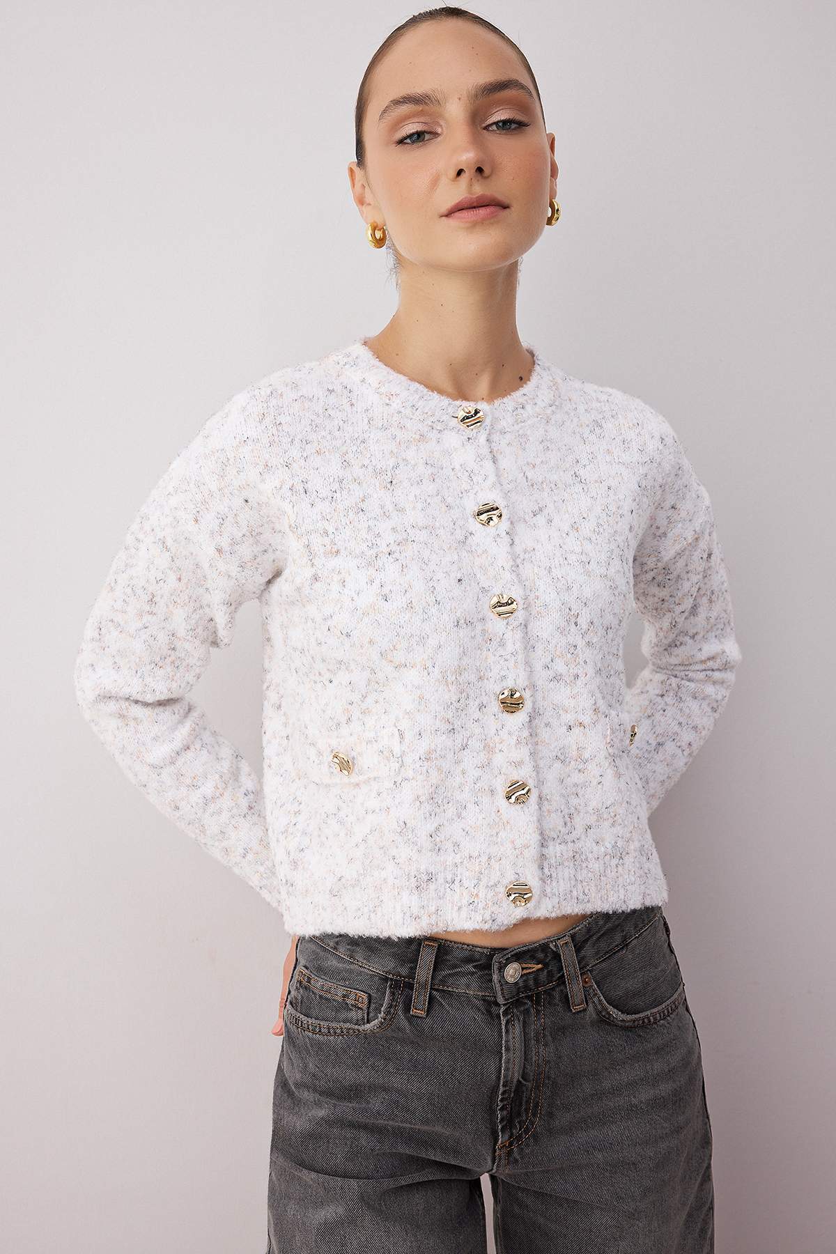 Trendyolmilla  Ekru Yumuşak Dokulu Triko Hırka TWOAW26HI00235 - Görsel 2