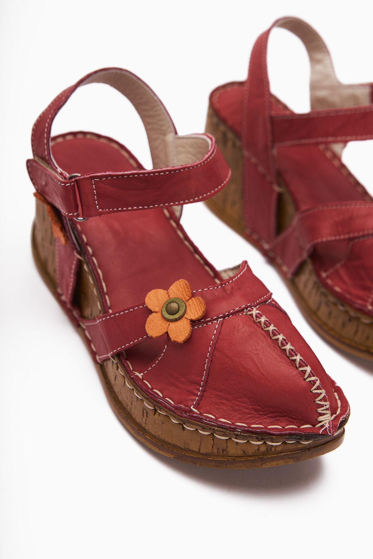 Limoya-Women's Burgundy Flower Detailed Closed Toe Wedge Heeled Women's Shoes 2