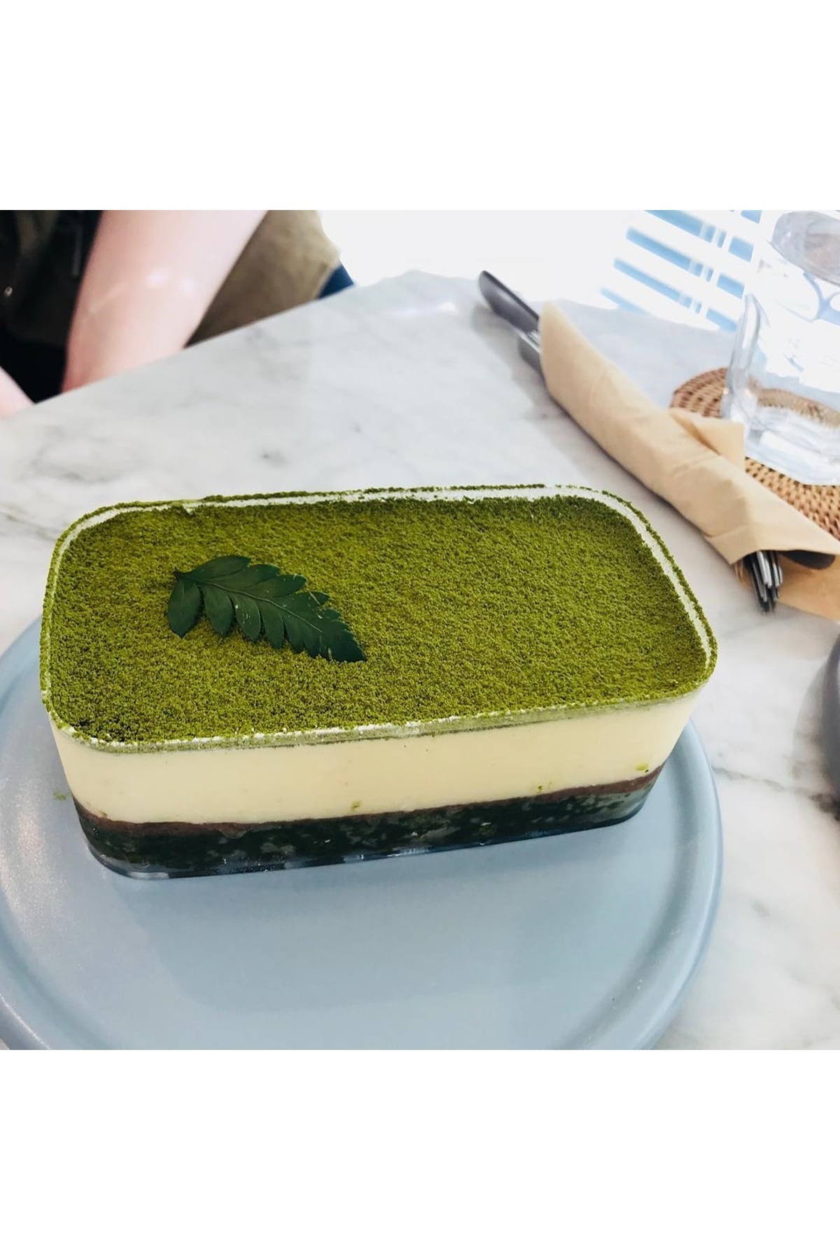 Tiramisu Cup Tatlı Kabı 300 Cc - 6 Adet Kapaklı — Koksal Pack — Plastik Tabak (3)