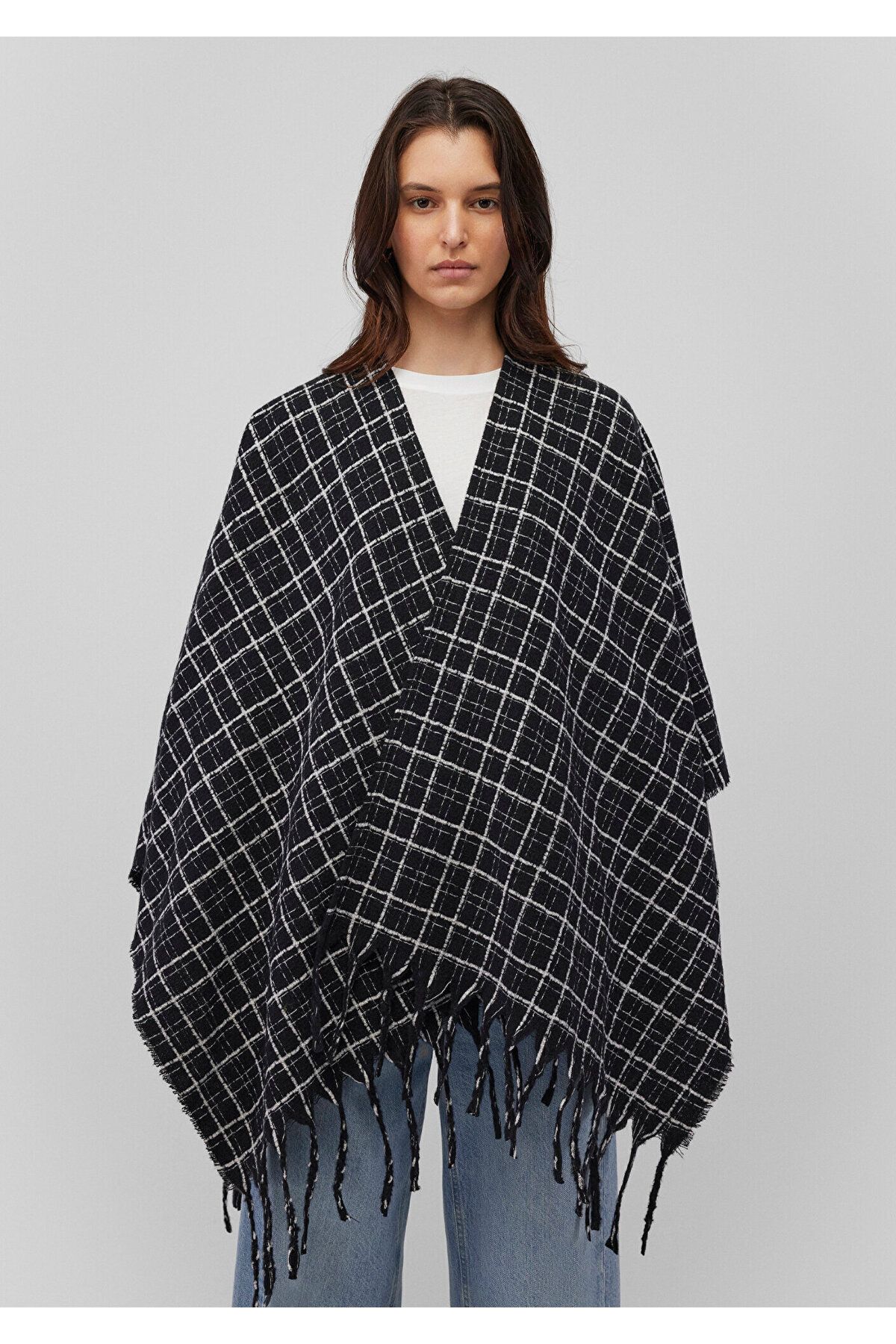 Mavi-Black Checkered Poncho 1912760 -900 3