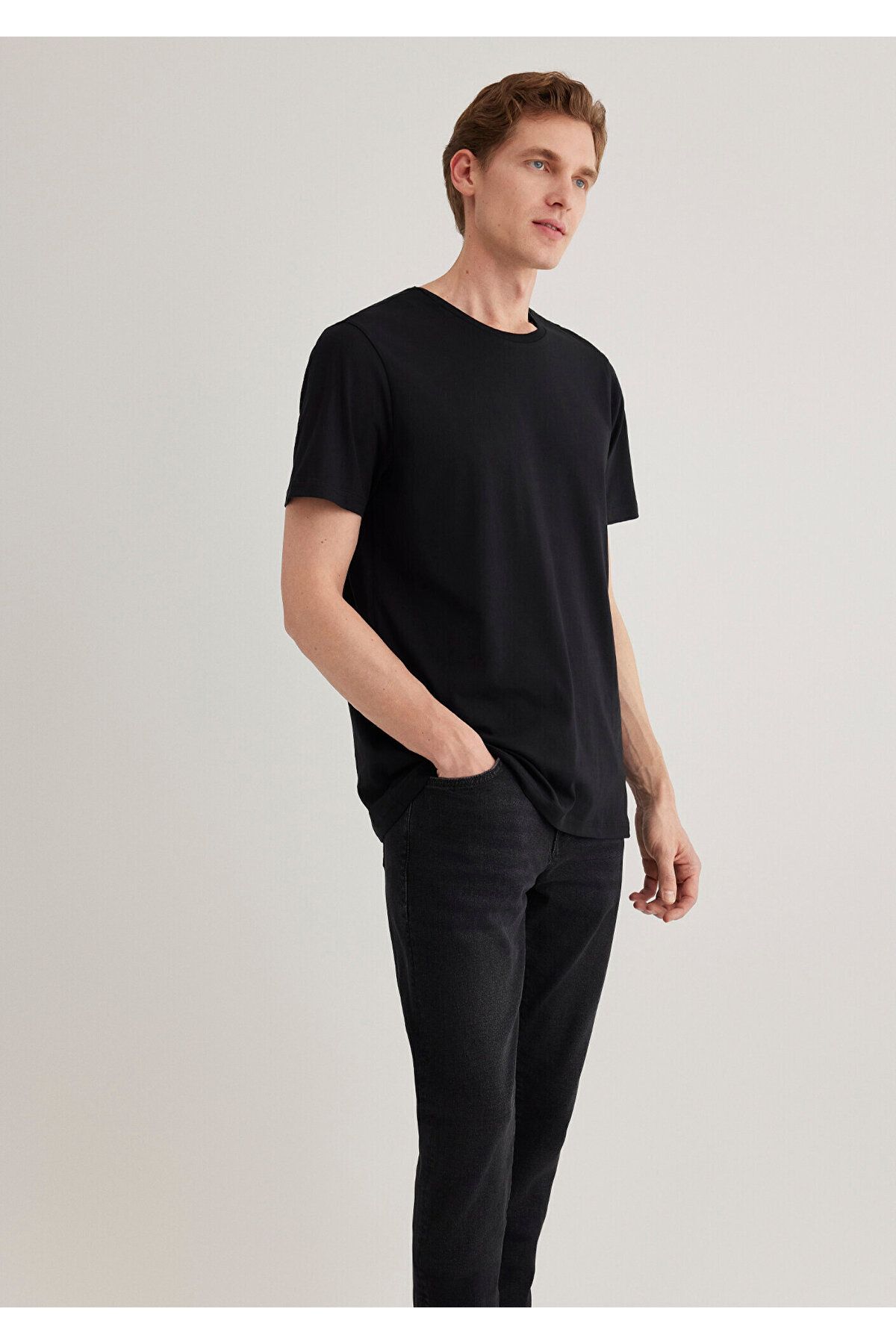 Mavi-Черна основна тениска Slim Fit / Тясна кройка 065574-900 1