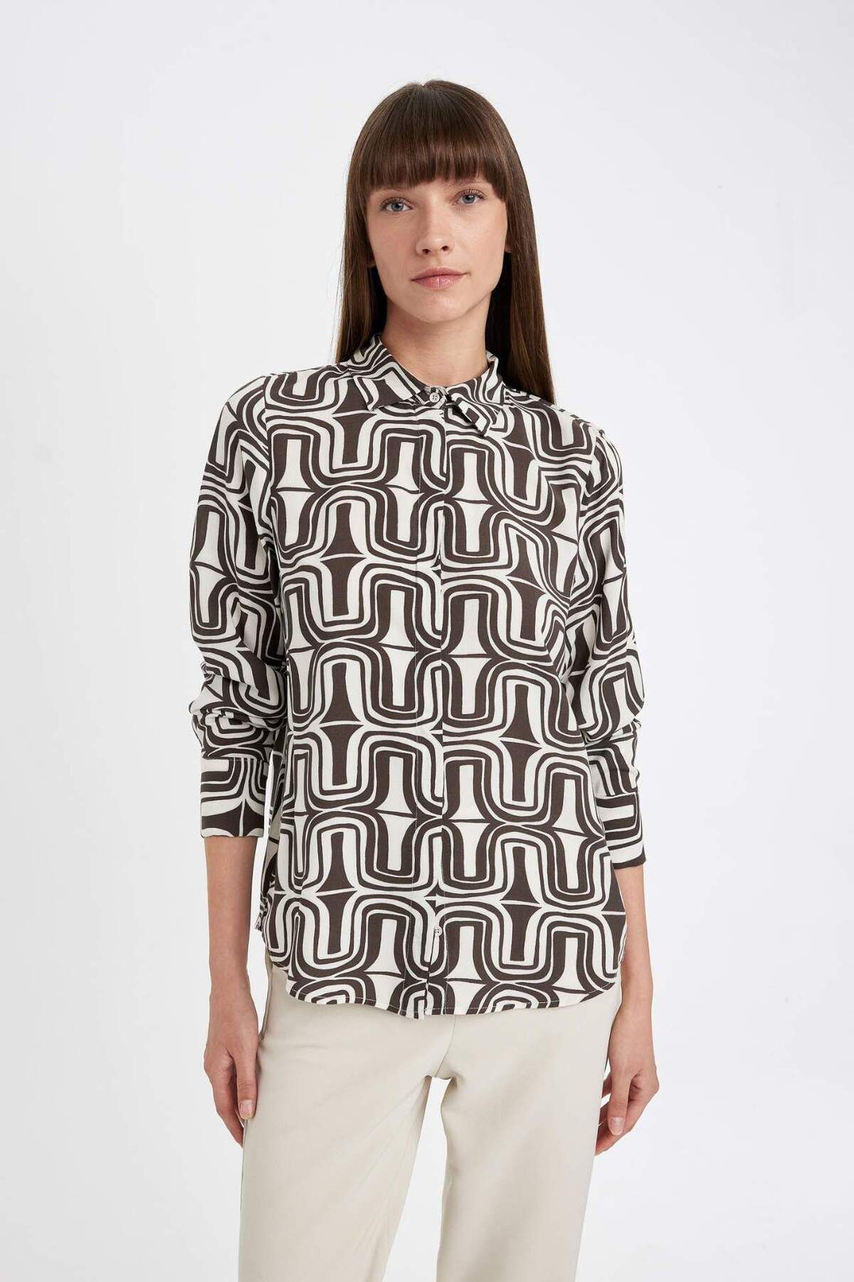 DeFacto-Gemustertes Langarmshirt mit normaler Passform I8266az24au 4