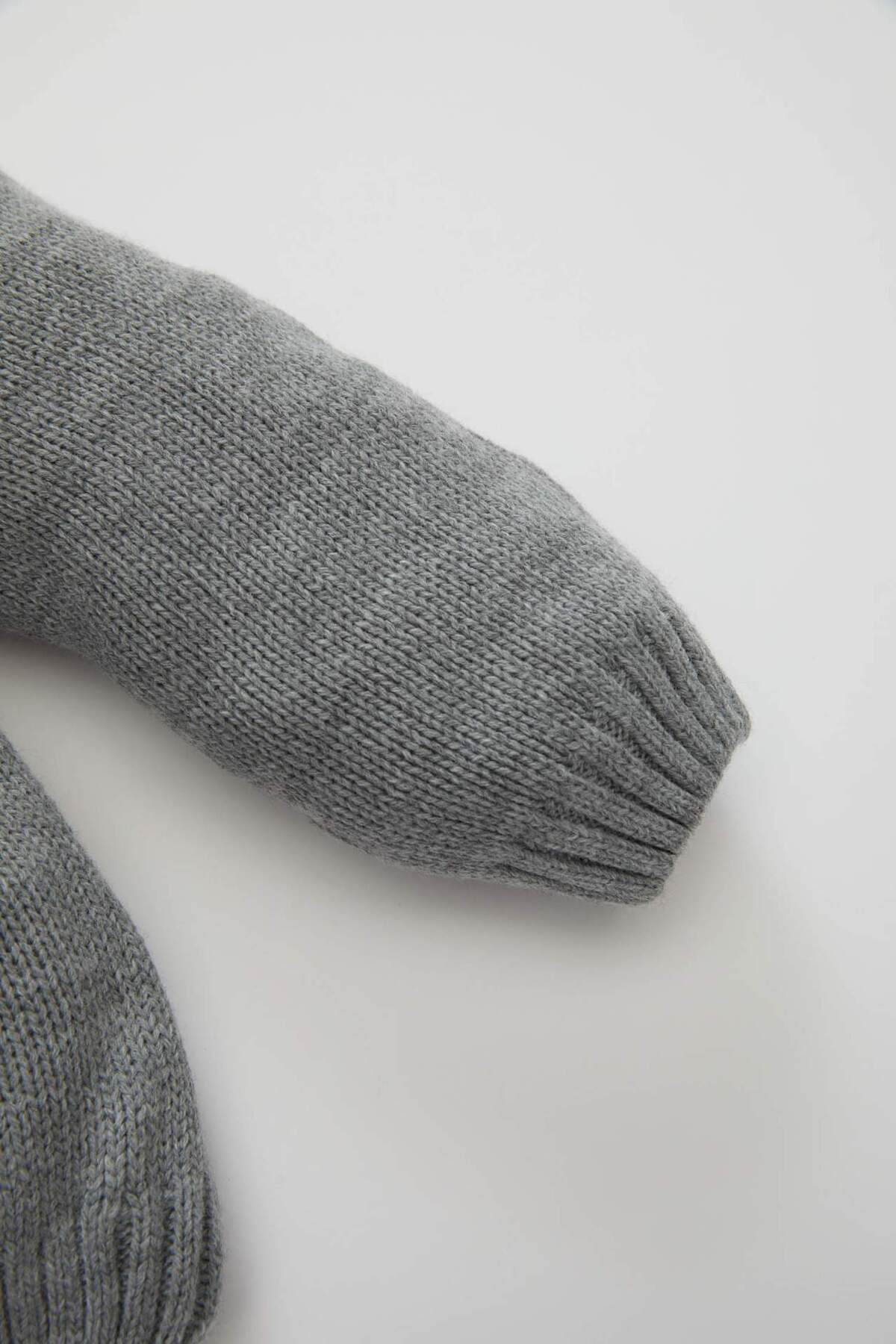 Defacto Erkek Bebek Bisiklet Yaka Çizgili Triko Kazak C8880A524WN fotoğrafı 3 (önizleme)