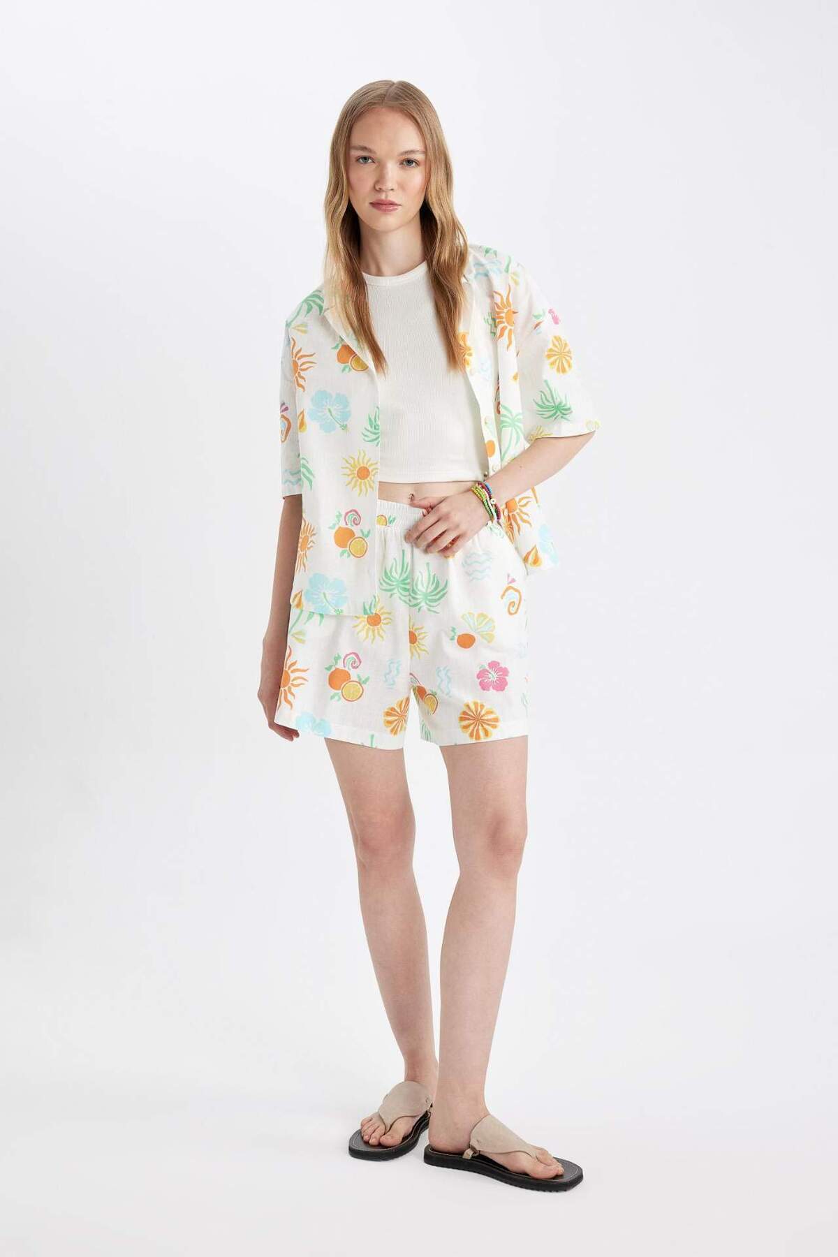 DeFacto-Flamed Cotton Shorts - Cool Patterned, Regular Waist D4853AX24HS 4