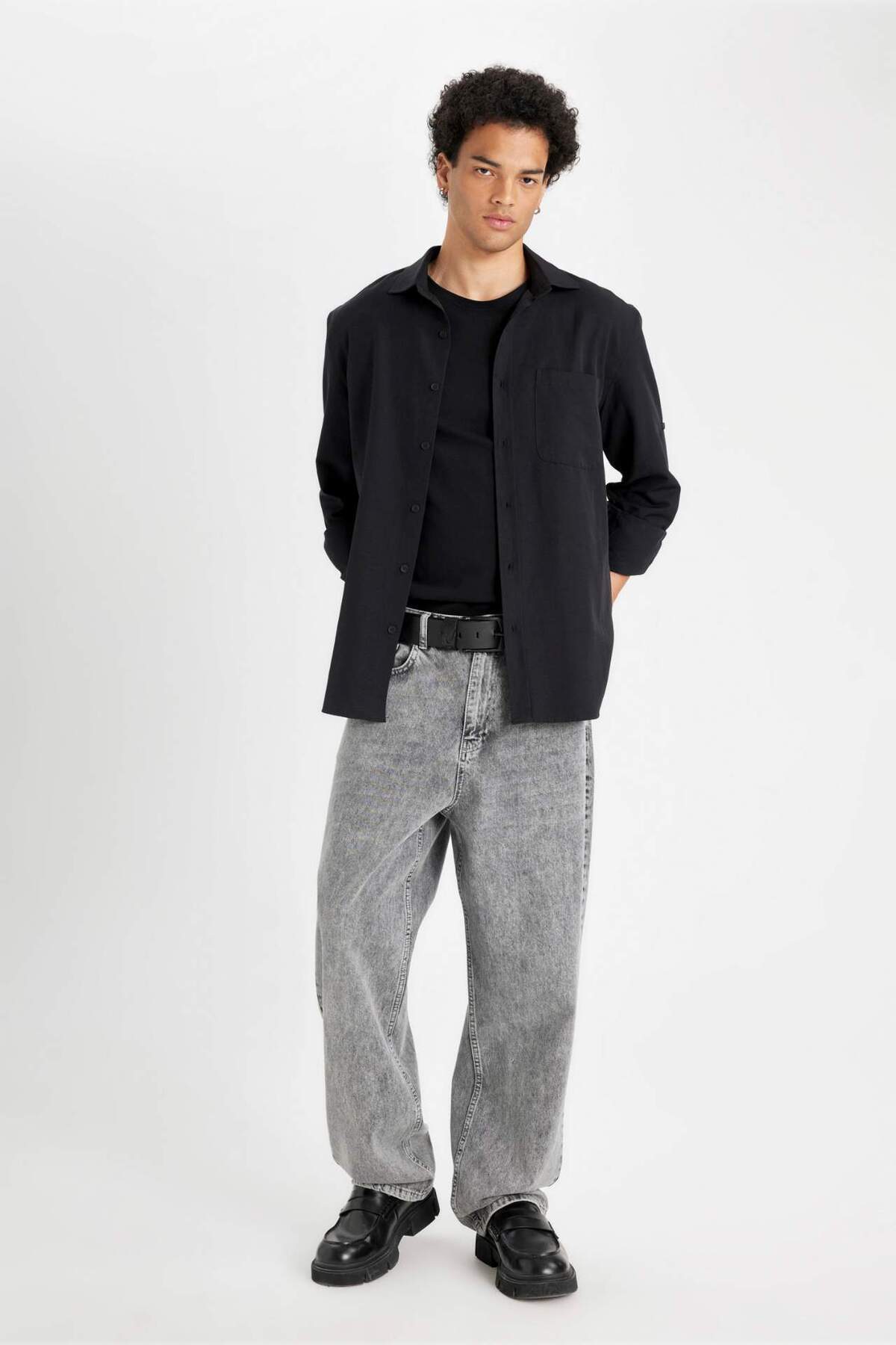DeFacto-Einfarbige Baumwollmischung – Langarmshirt mit normaler Passform D4183ax24au 2