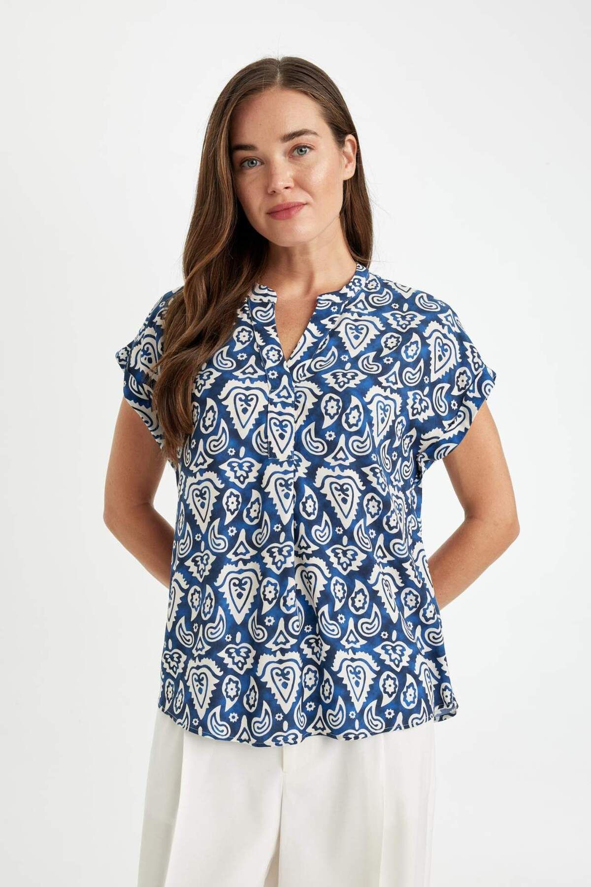 DeFacto-Regular Fit Apache Collar Print Short Sleeve Blouse D2941Ax24Sm 3
