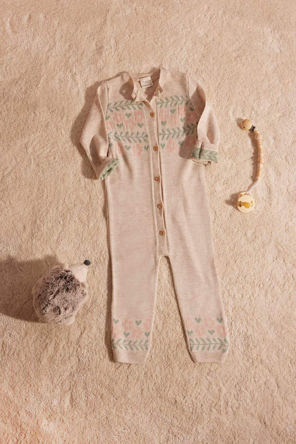 Defacto Kız Bebek Yeni Doğan Düğmeli Çiçek Desenli Uzun Kollu Tulum C9765a524wn fotoğrafı 6 (önizleme)