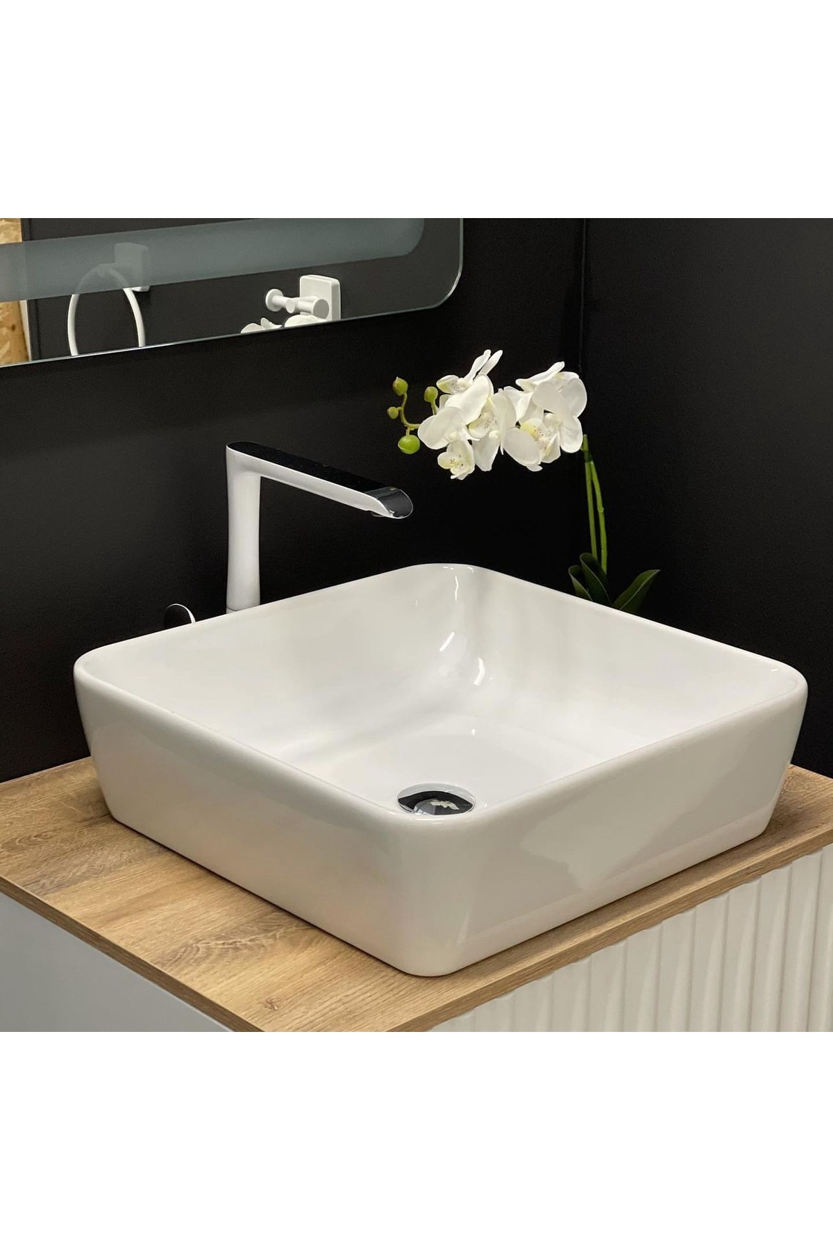 Turkuaz One Lavabo 46*46 Cm, Tezgah Üstü Çanak Kare Model
