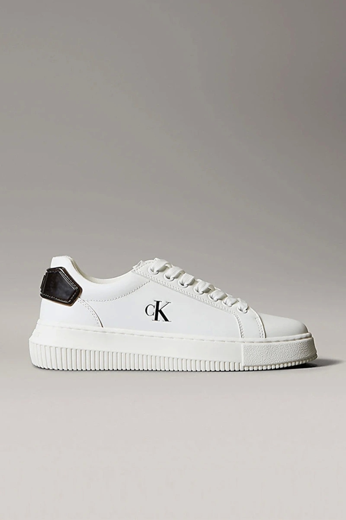 کلوین کلاین کفش کتانی زنانه سفید Chunky CUPSOLE RU PATCH L