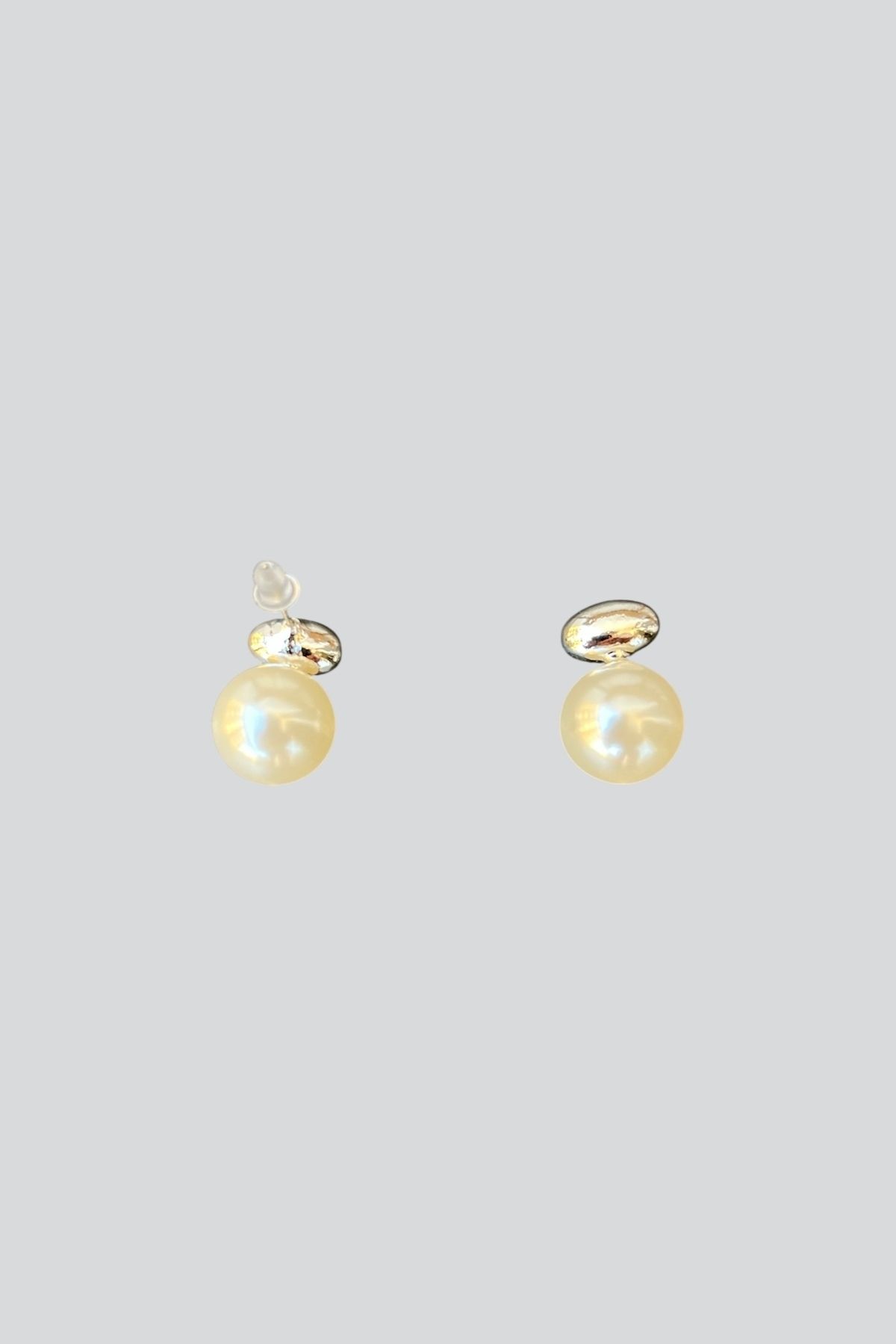 stravis-Silver Color Pearl Earrings 2