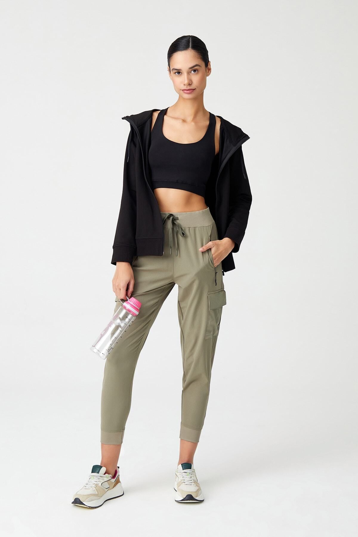 Los Ojos-Khakifarbene Cargo-Jogginghose für Damen mit Taschen, elastischem Bund und Cargo-Beinen 7