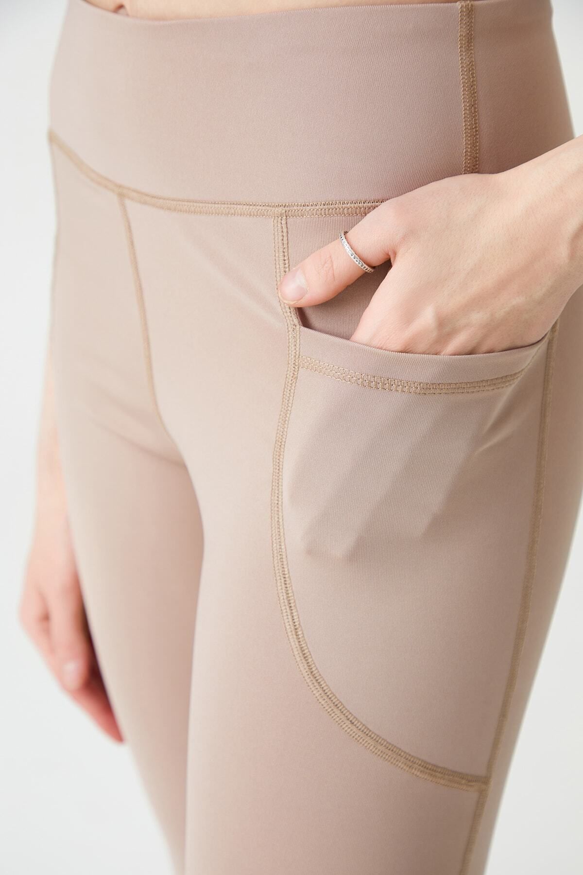 Los Ojos-Beigefarbene, glättende Bootcut-Strumpfhose mit hoher Taille und ausgestelltem Bein und doppelter Tasche 4